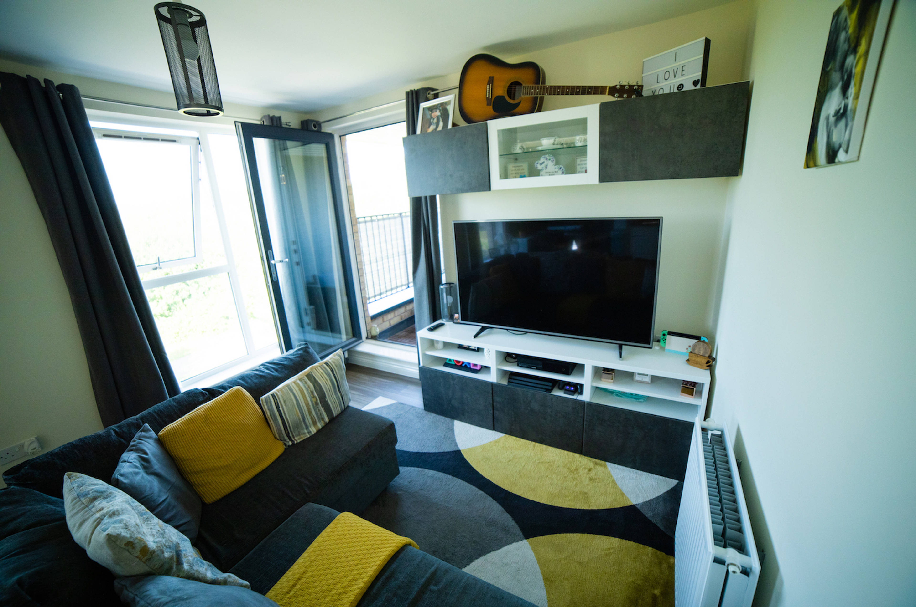 Apartment Living Rm