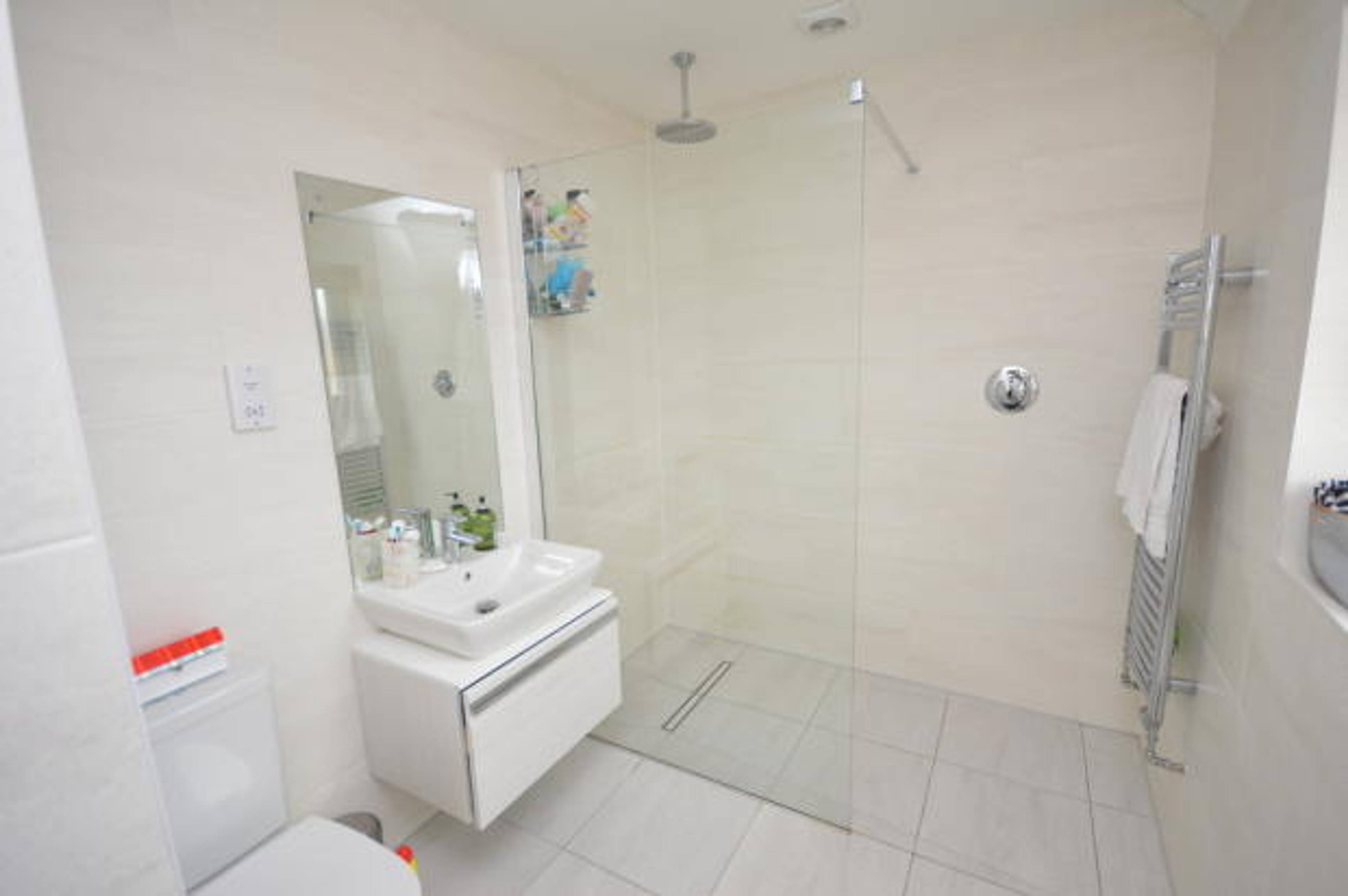 Master En-suite