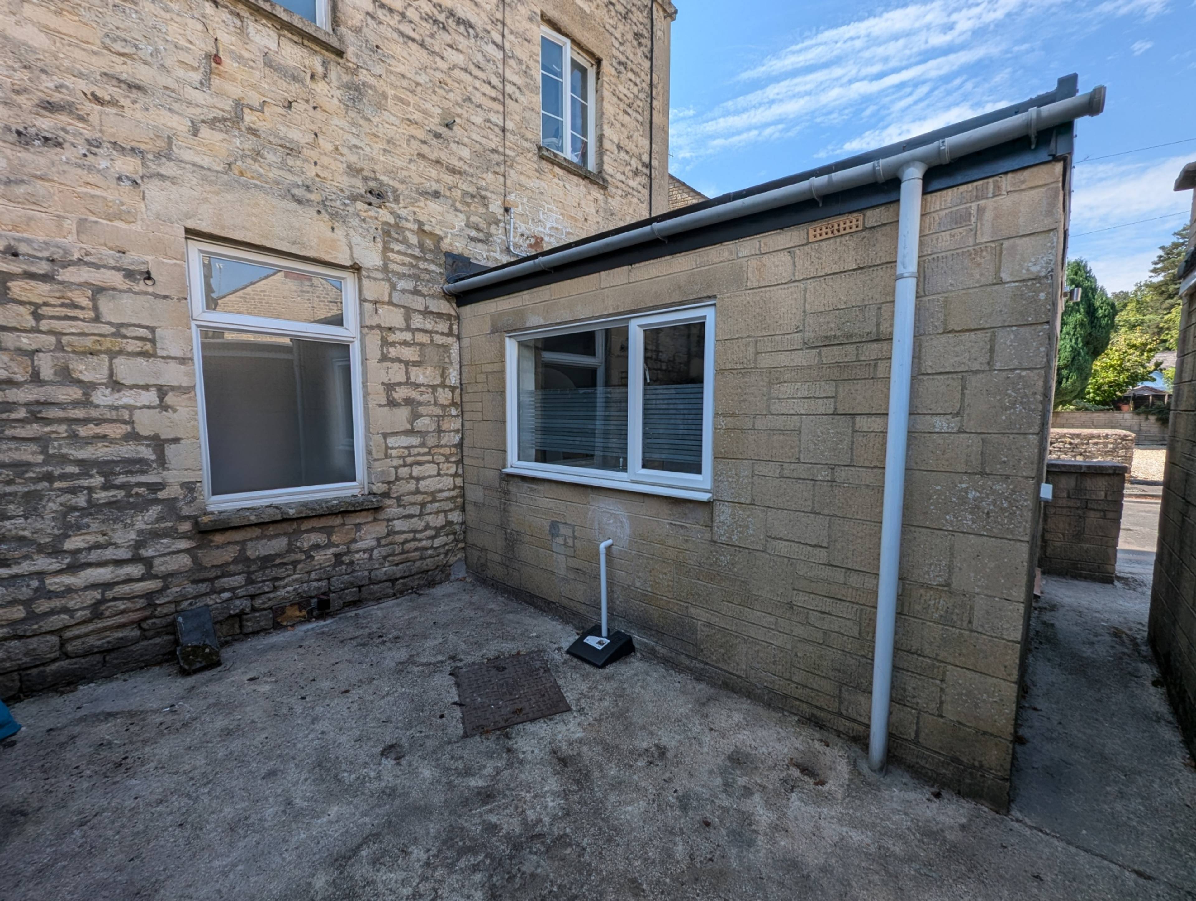 Site Front
