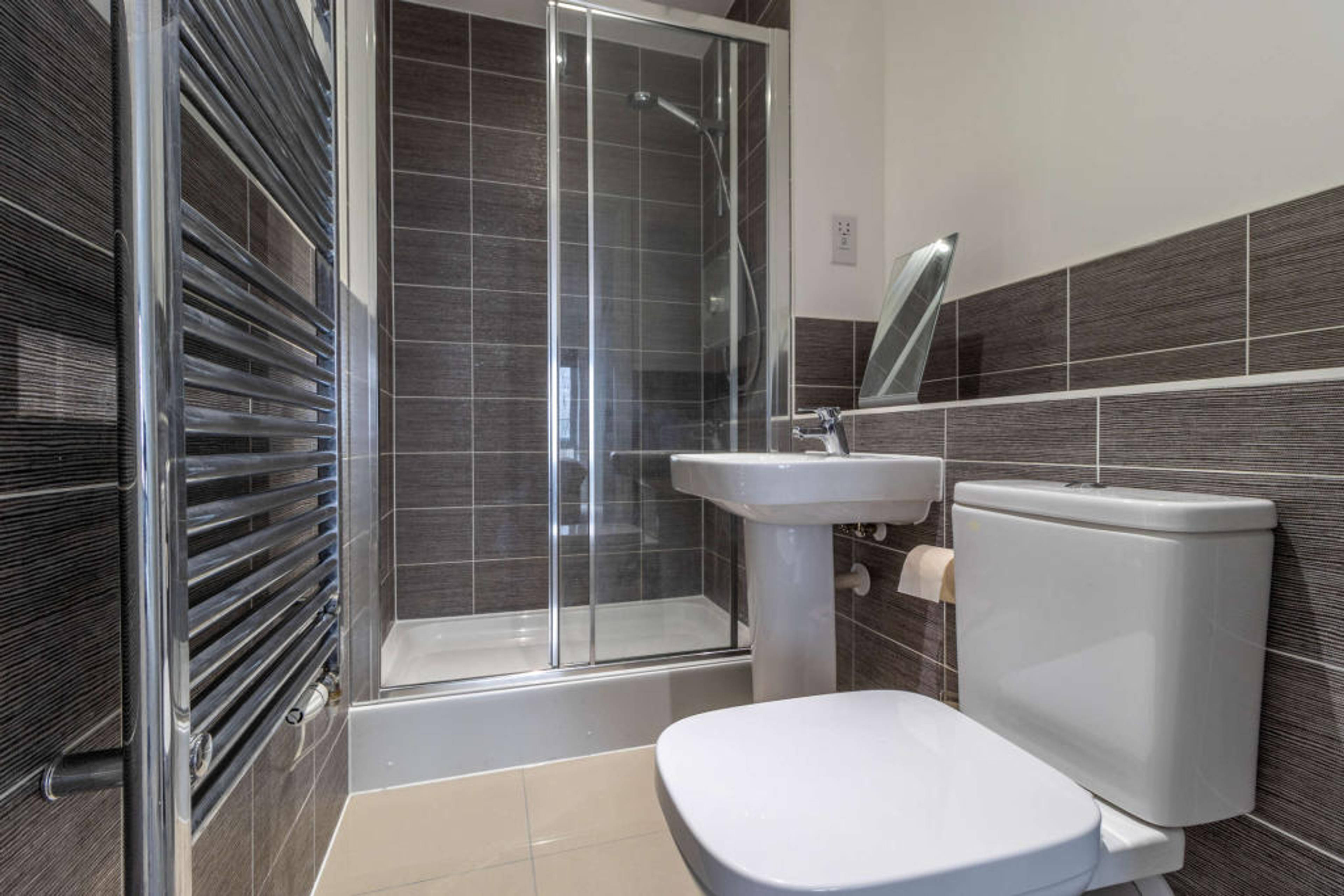Master En-suite