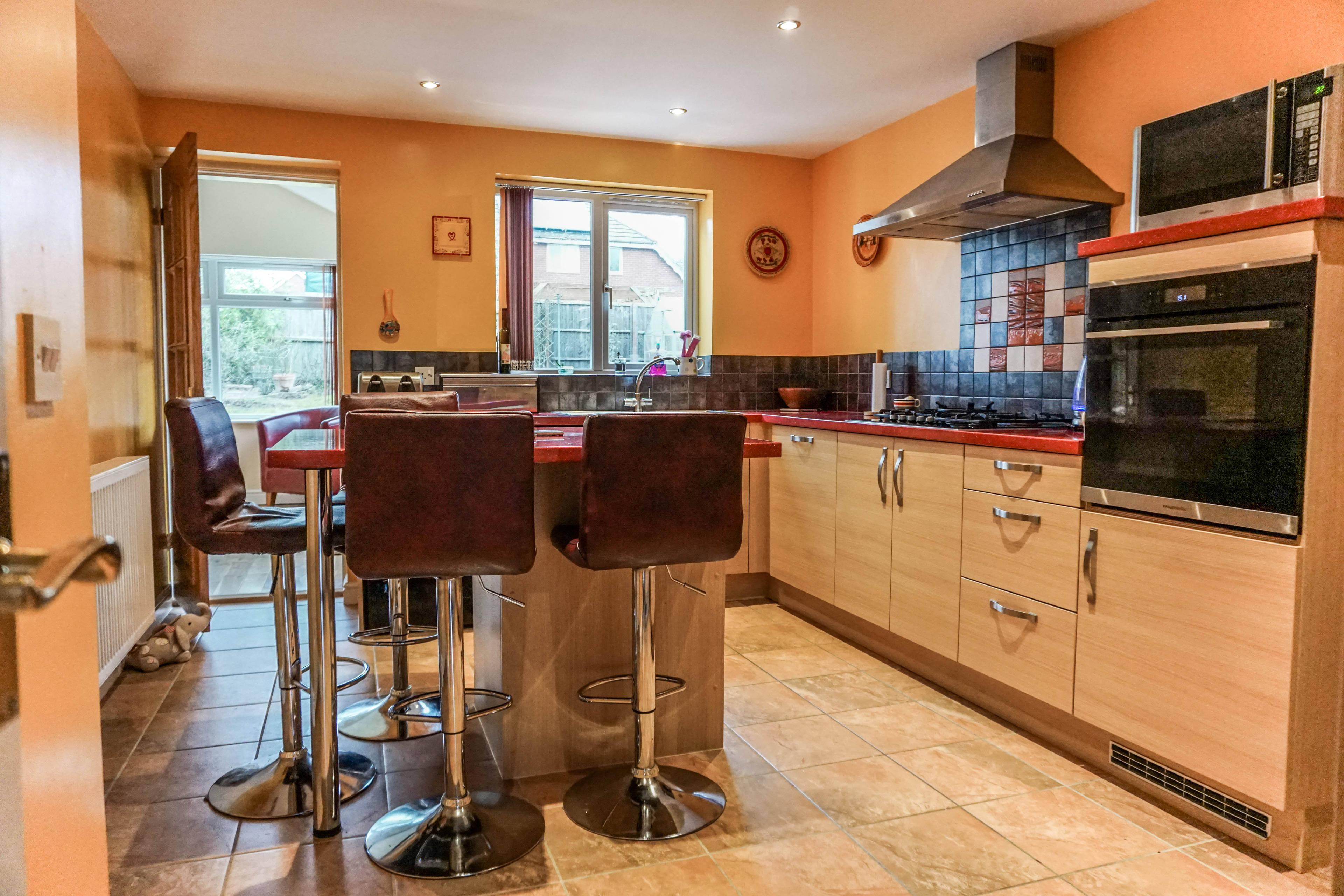 Kitchen/Breakfast