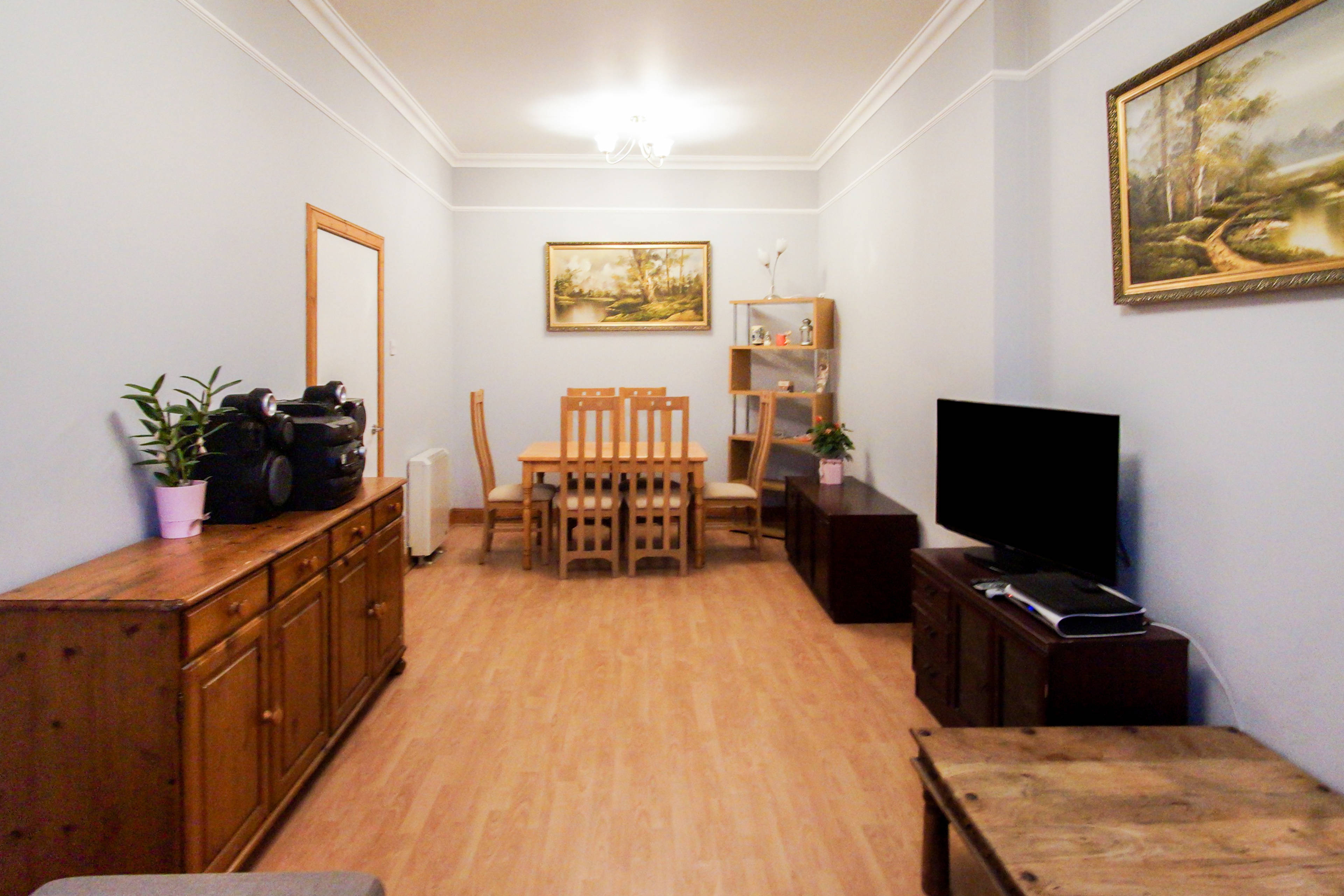 Lounge/Dining Room