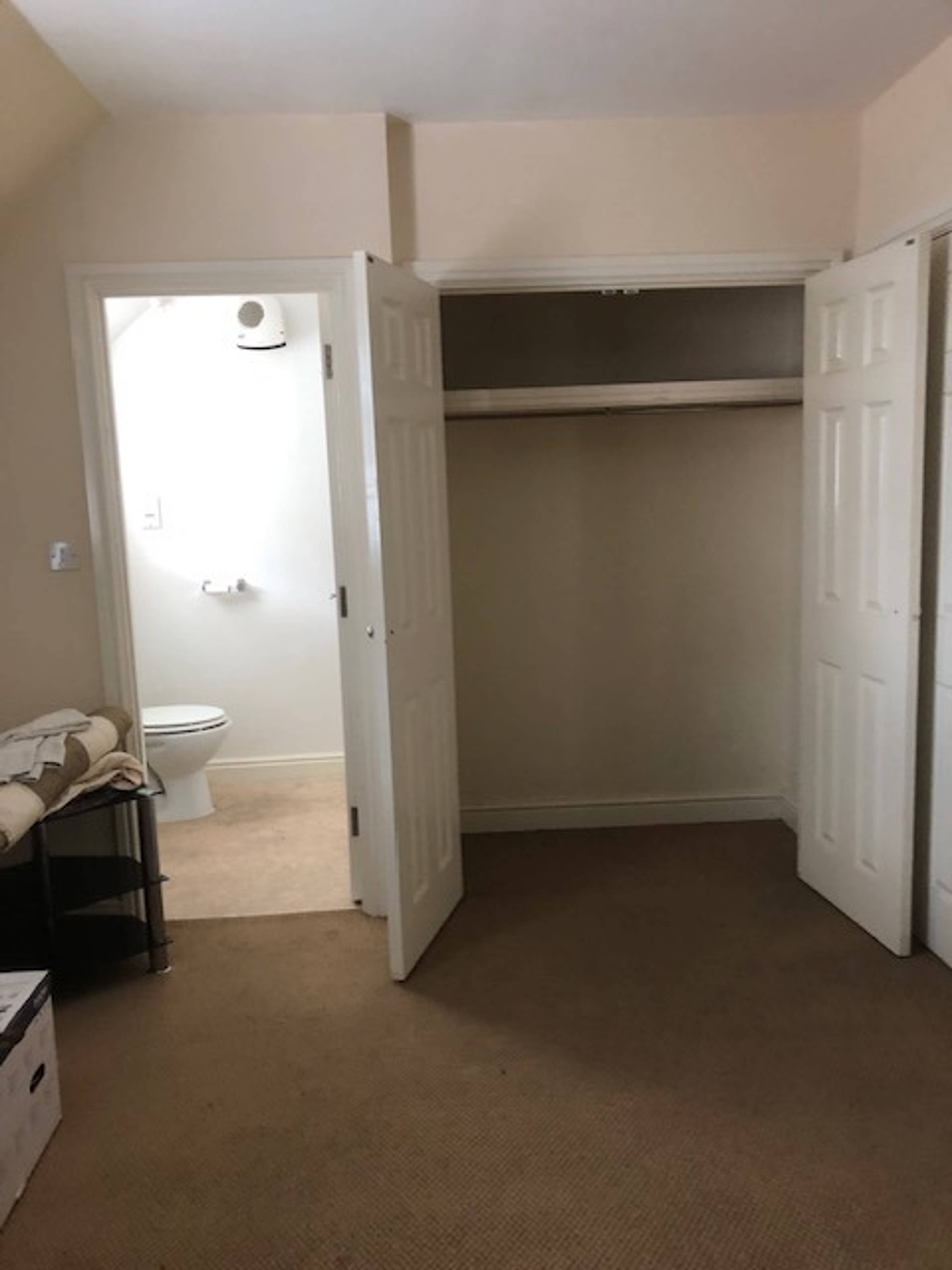 Walk-in Wardrobe