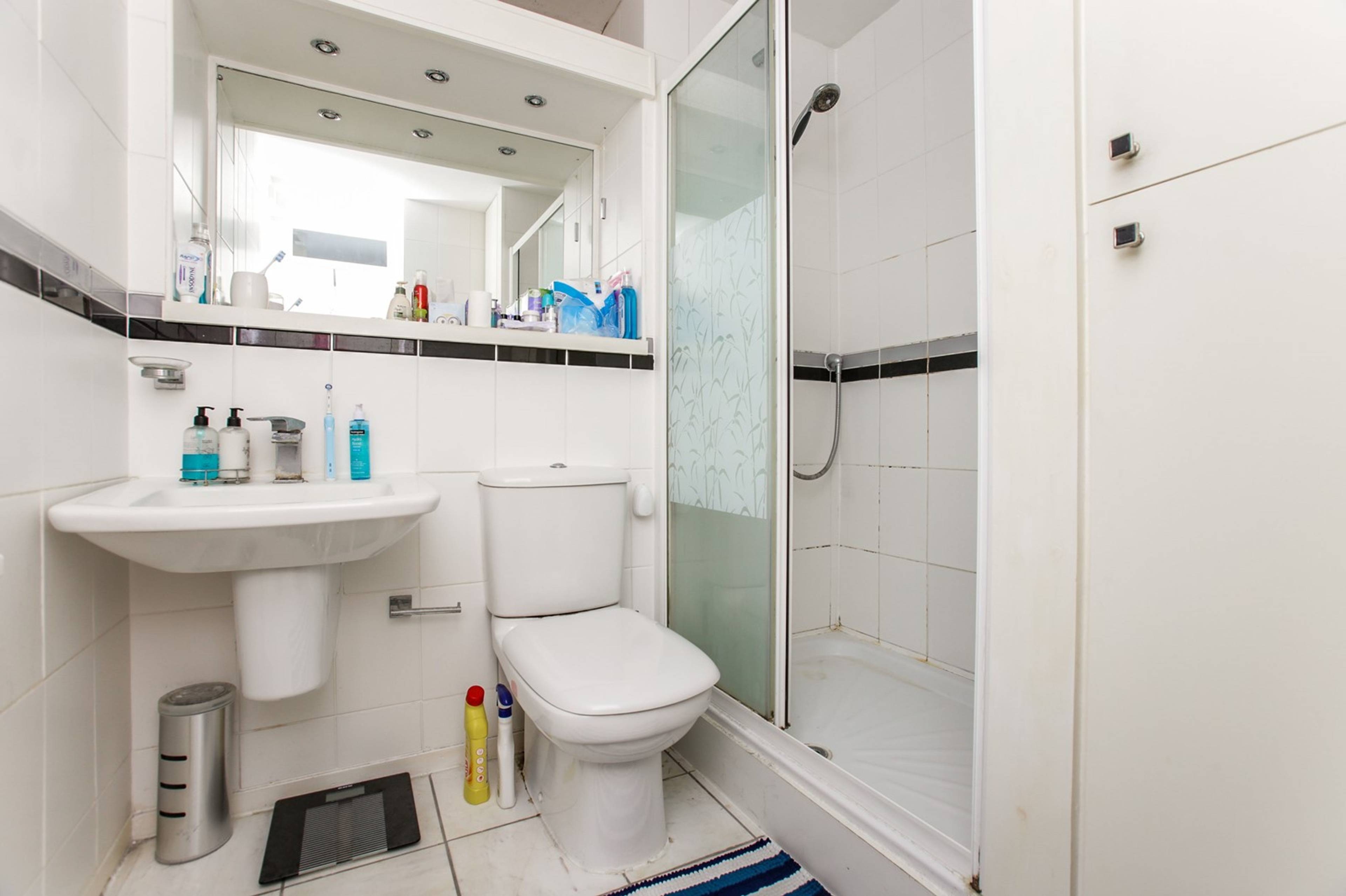 En-suite Shower Room