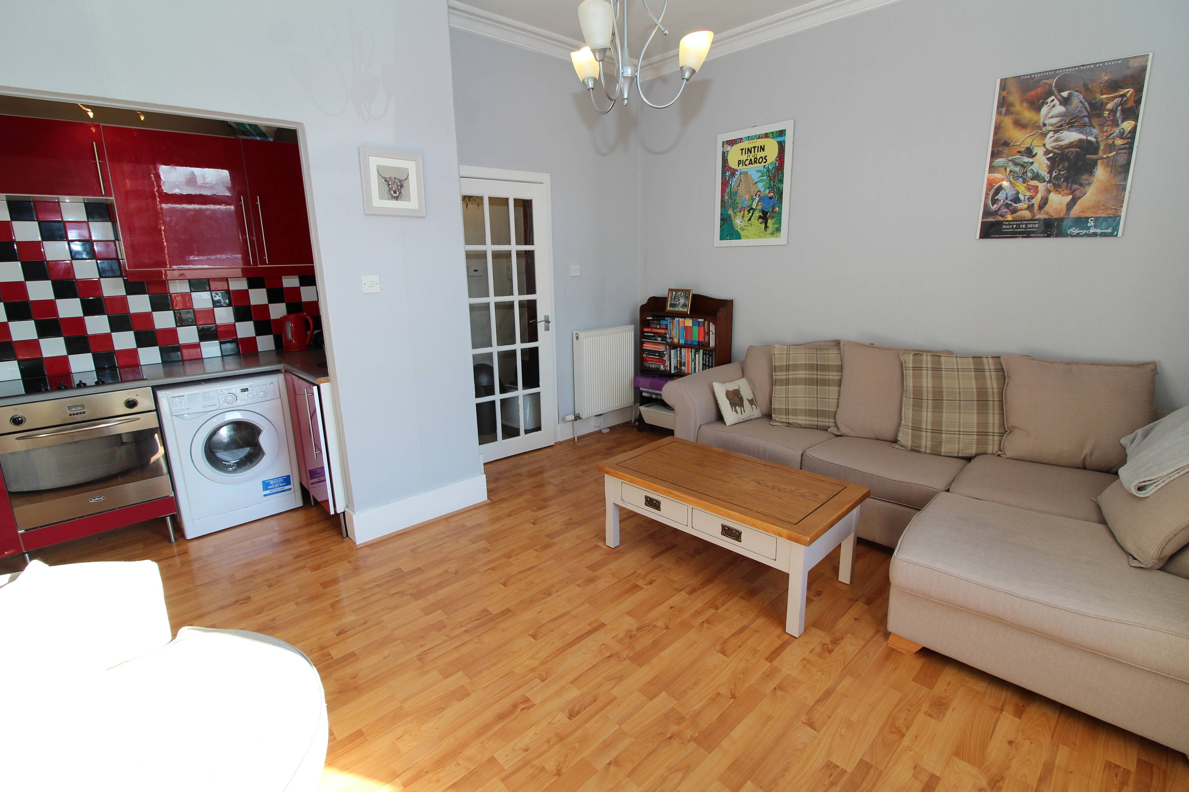 Lounge / Kitchen