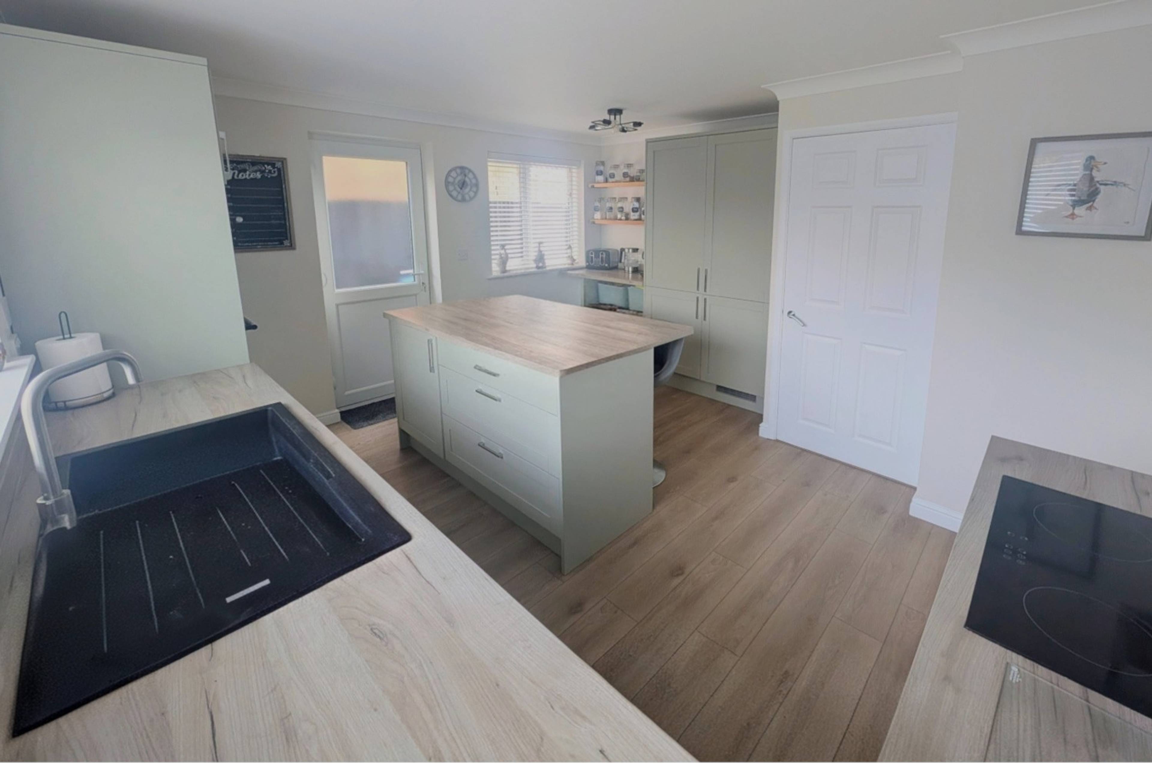 Kitchen/Breakfast