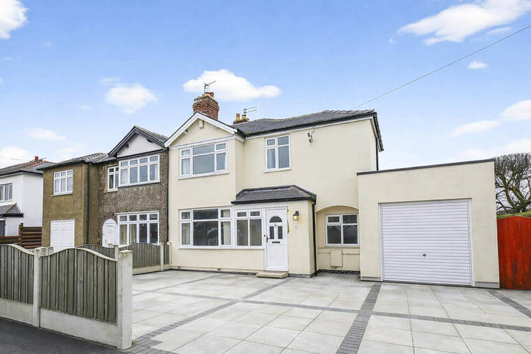 3 bedroom semi-detached house
