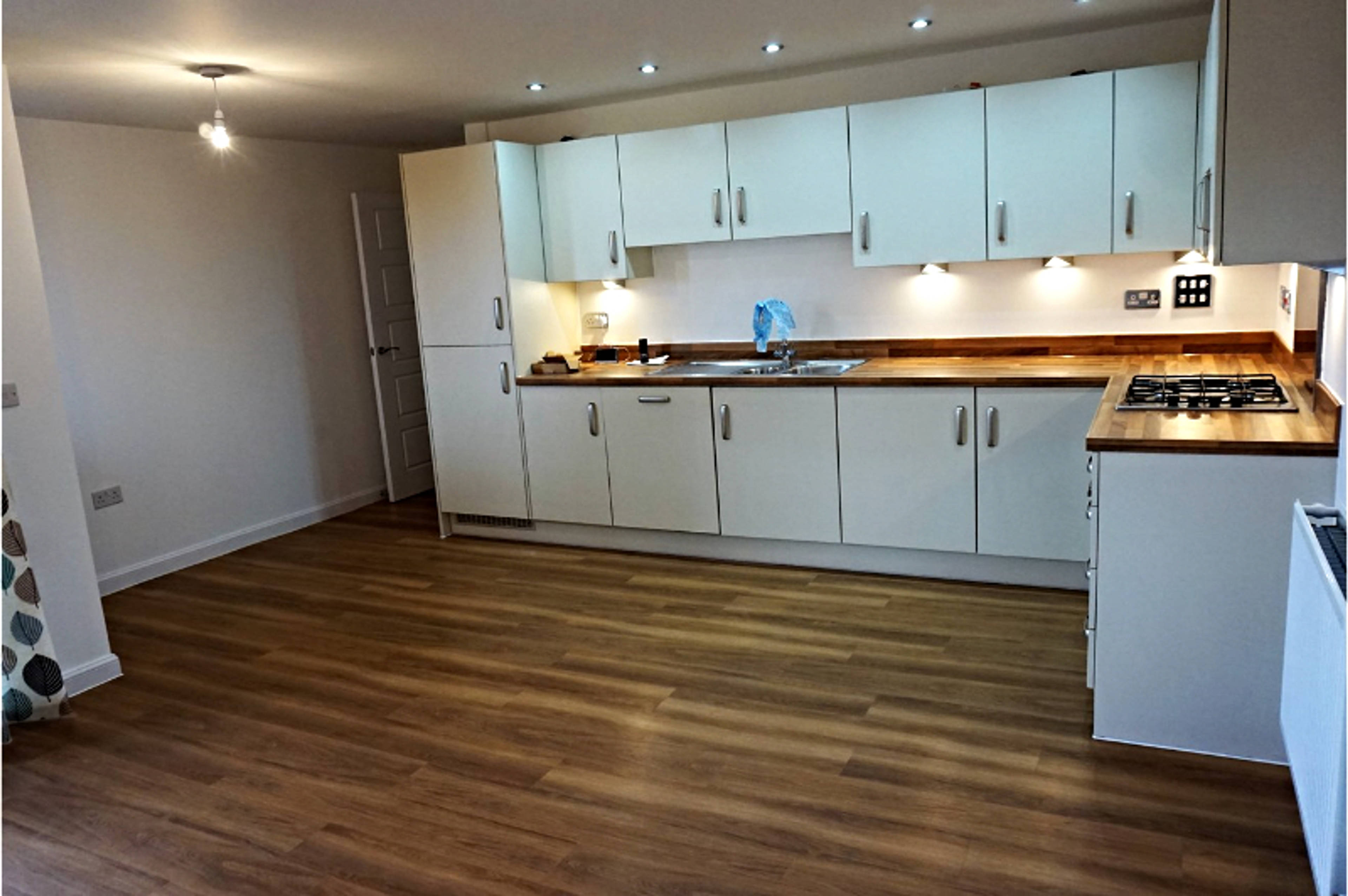 Lounge / Kitchen