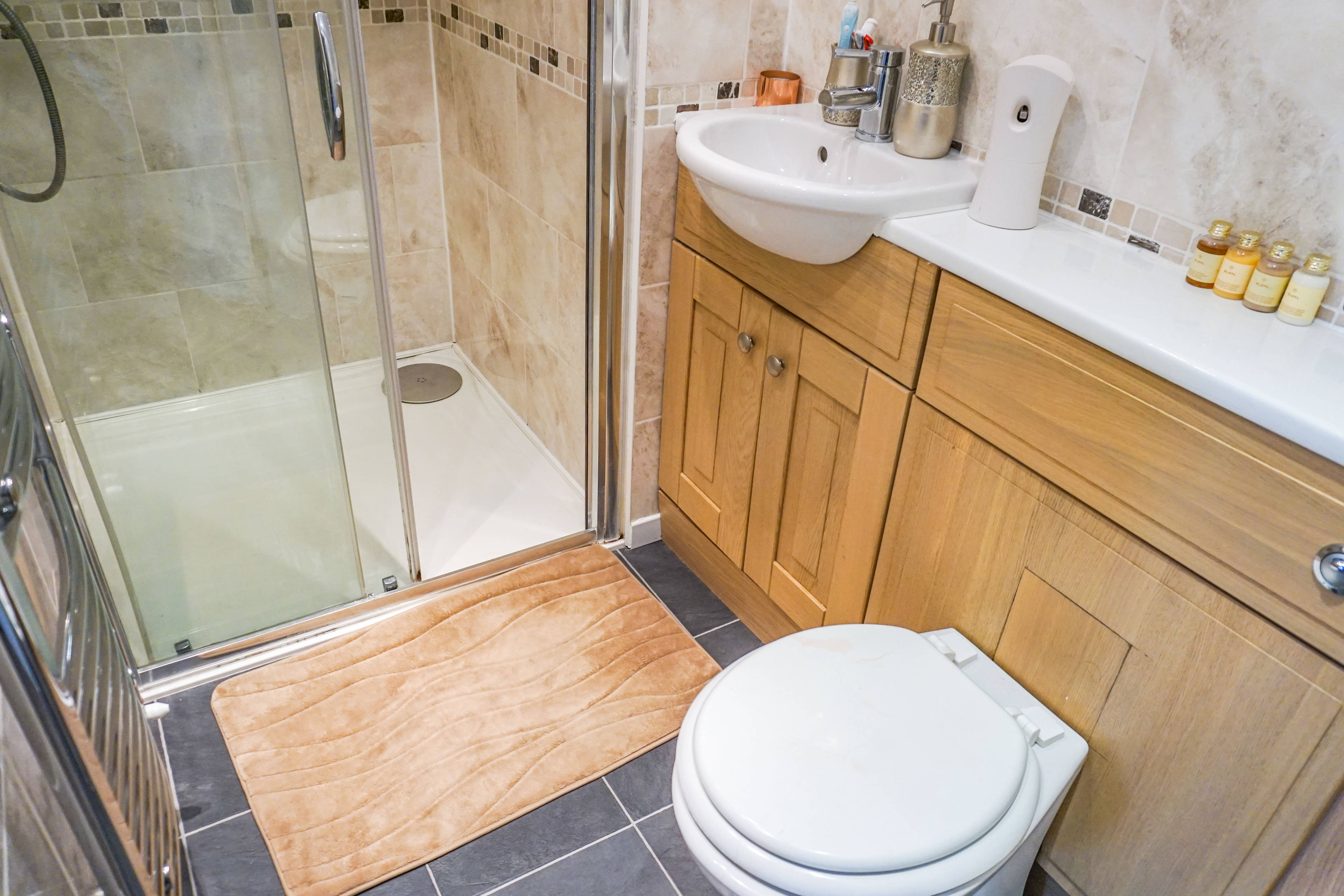 Master En-suite