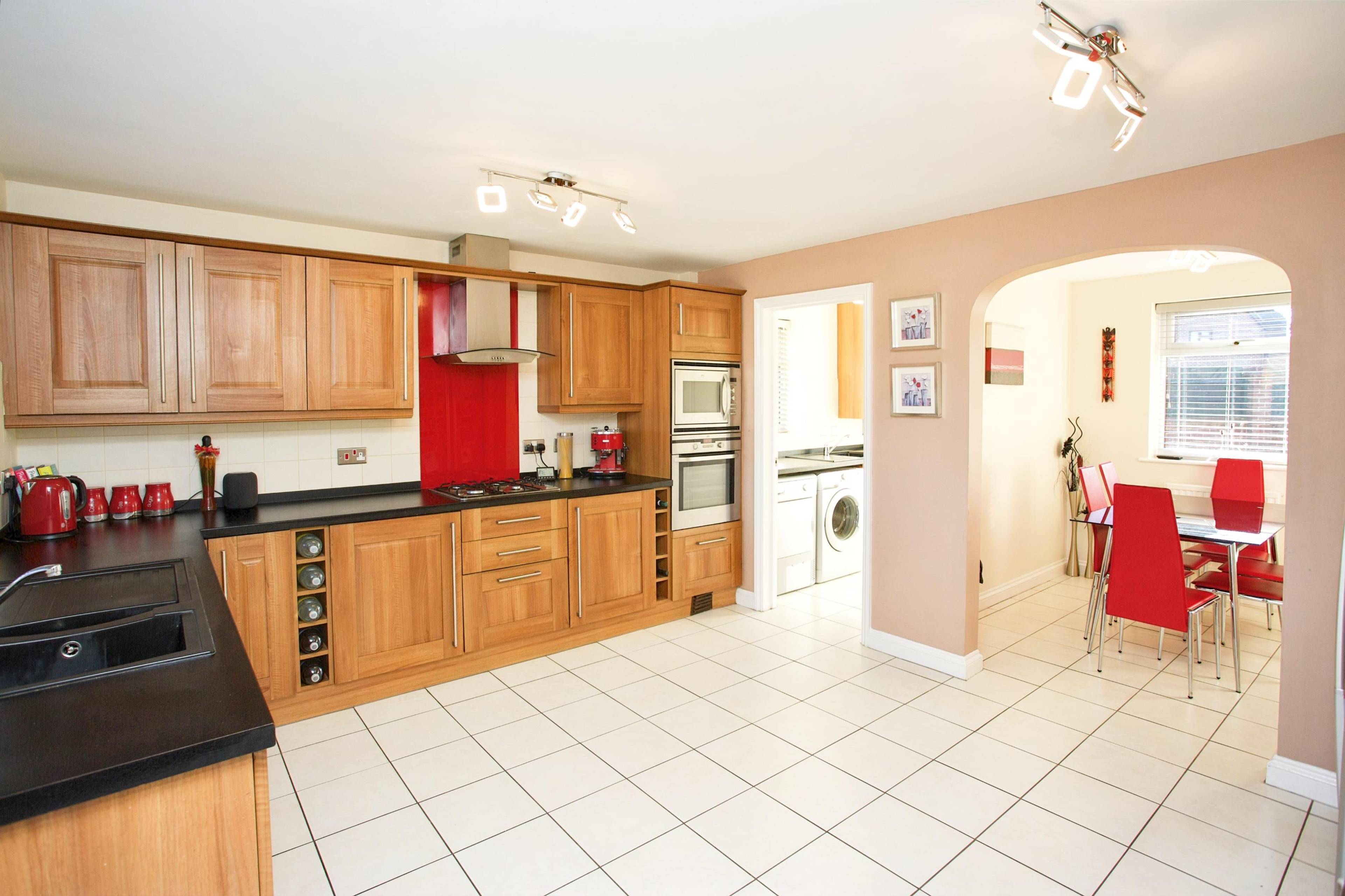 Kitchen/Breakfast