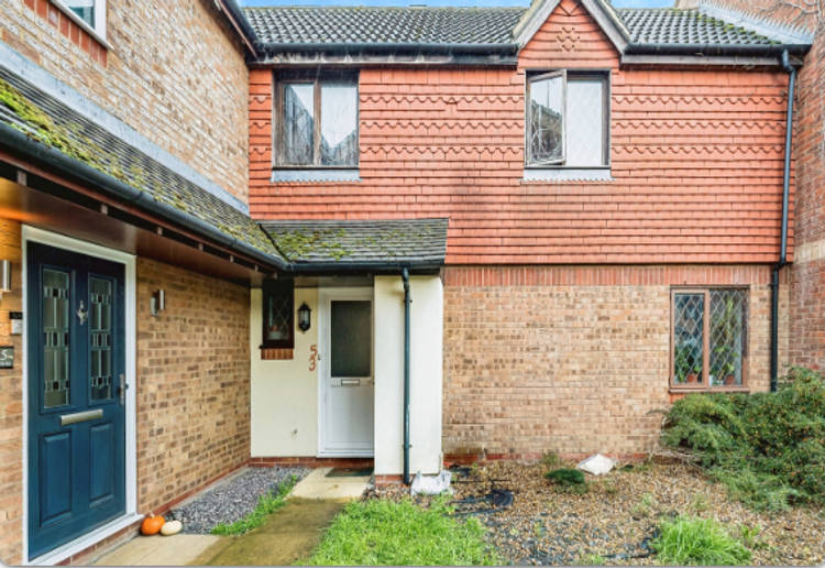 2 bedroom terraced house