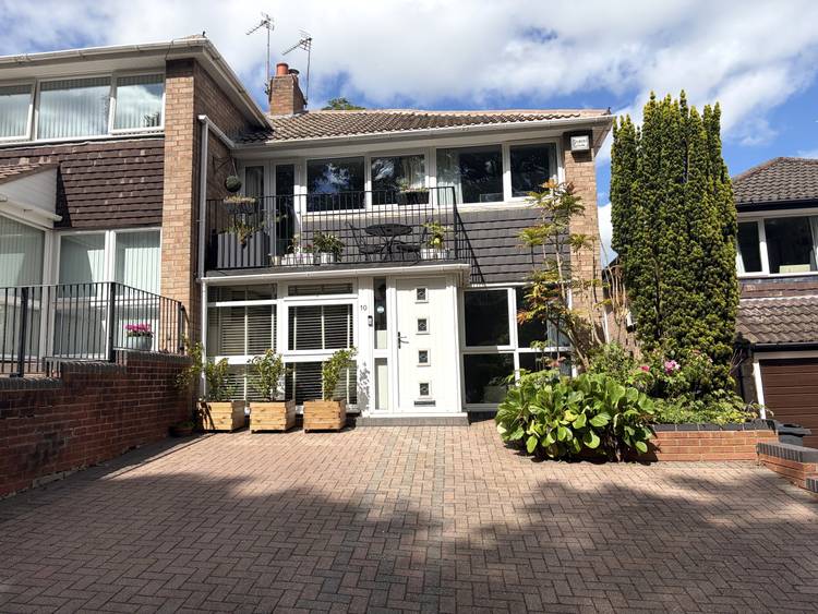 3 bedroom semi-detached house