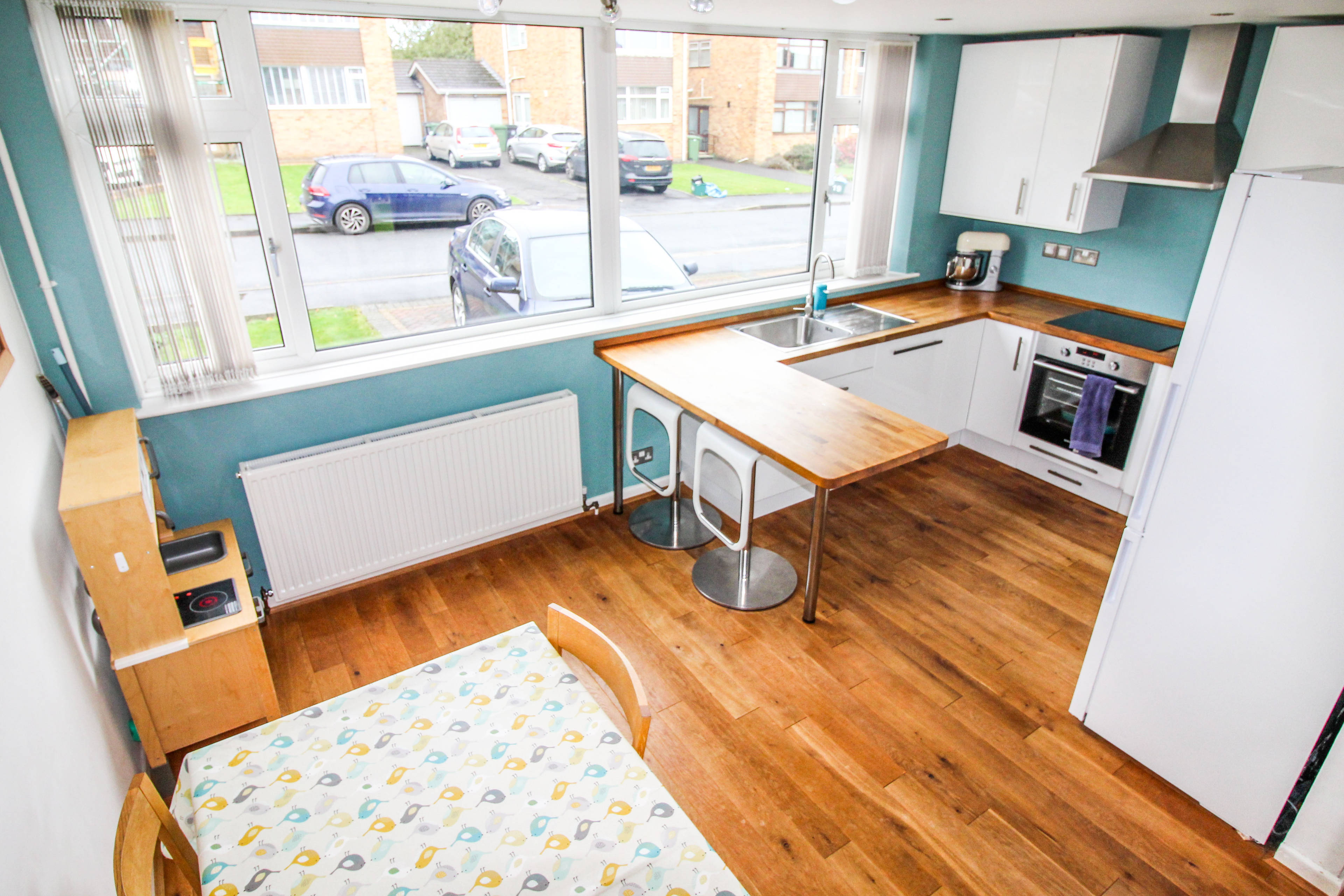 Kitchen/Dining Room