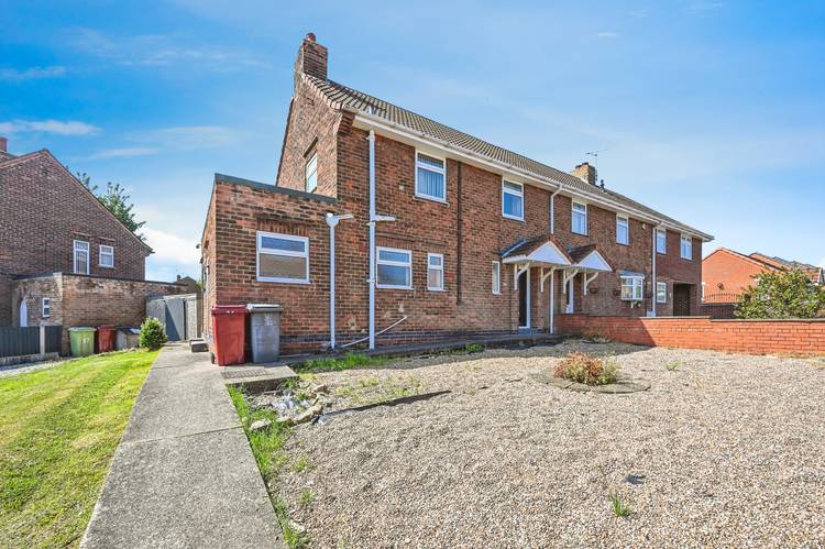 3 bedroom semi-detached house