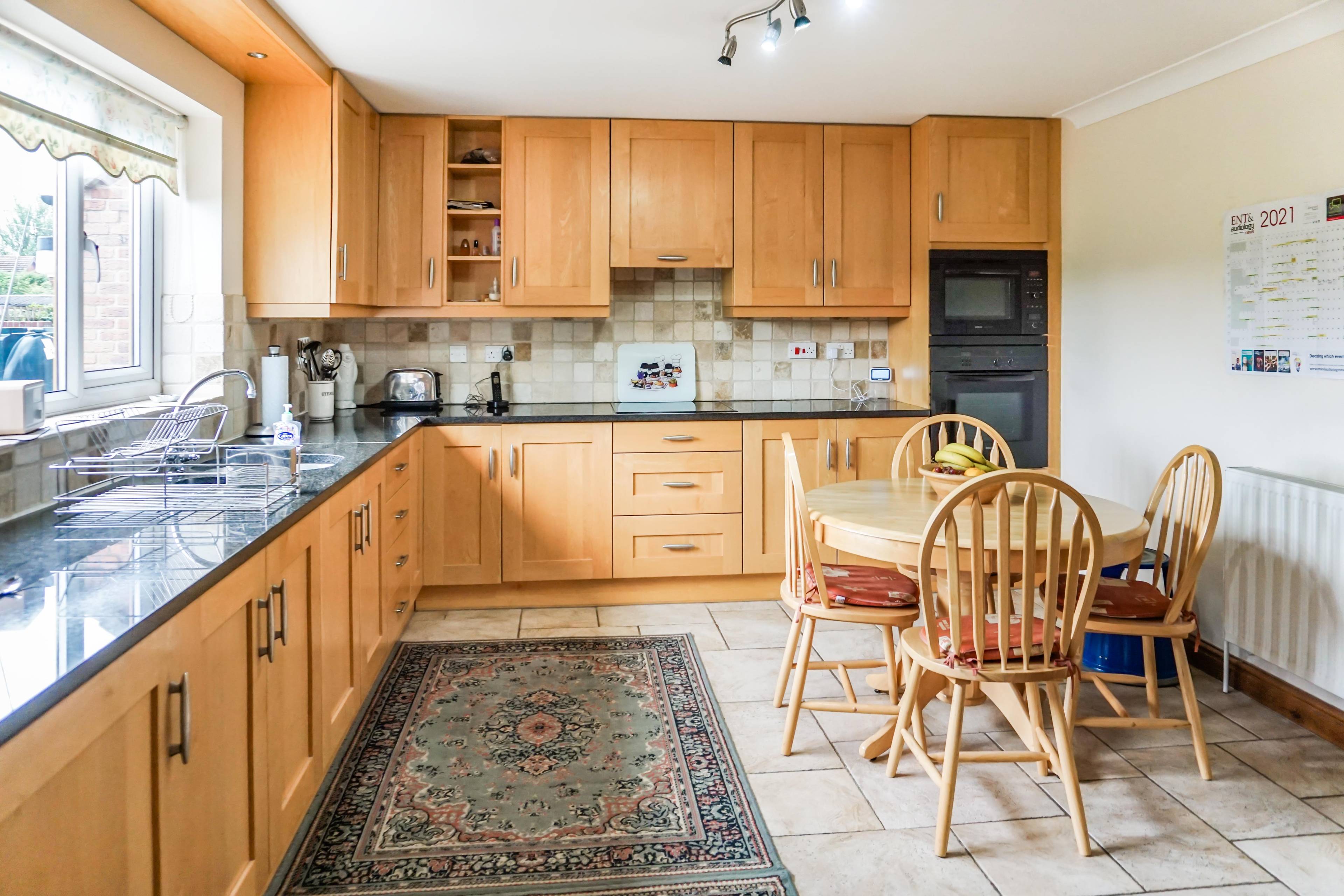 Kitchen/Breakfast