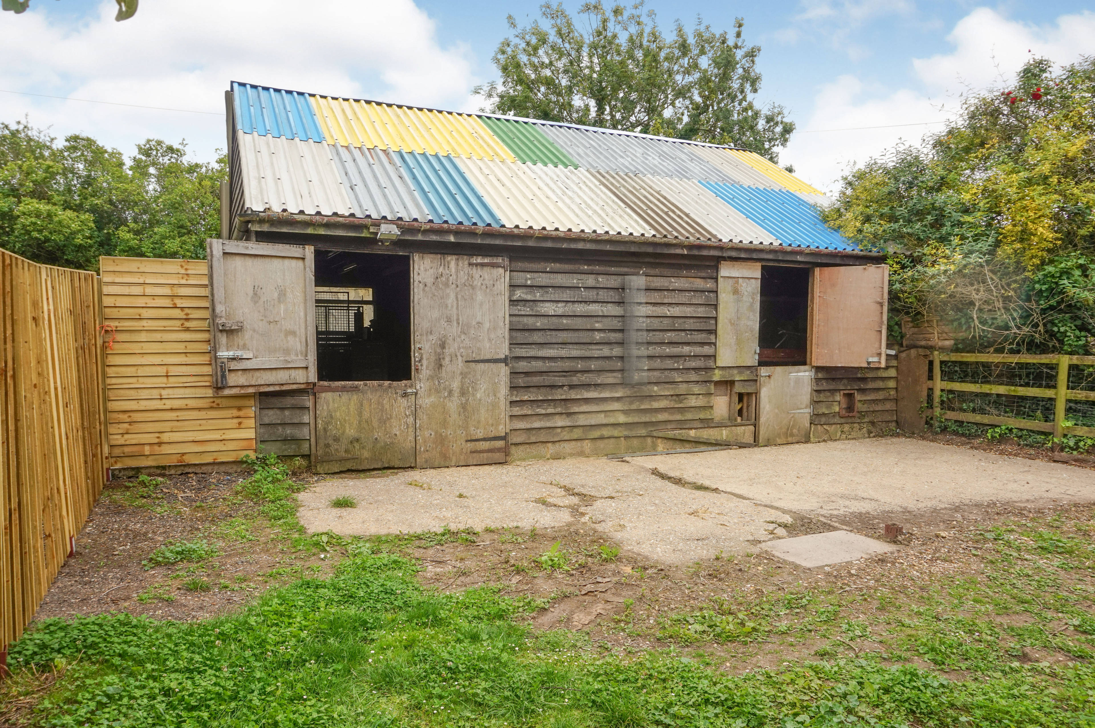 Barn & Stables