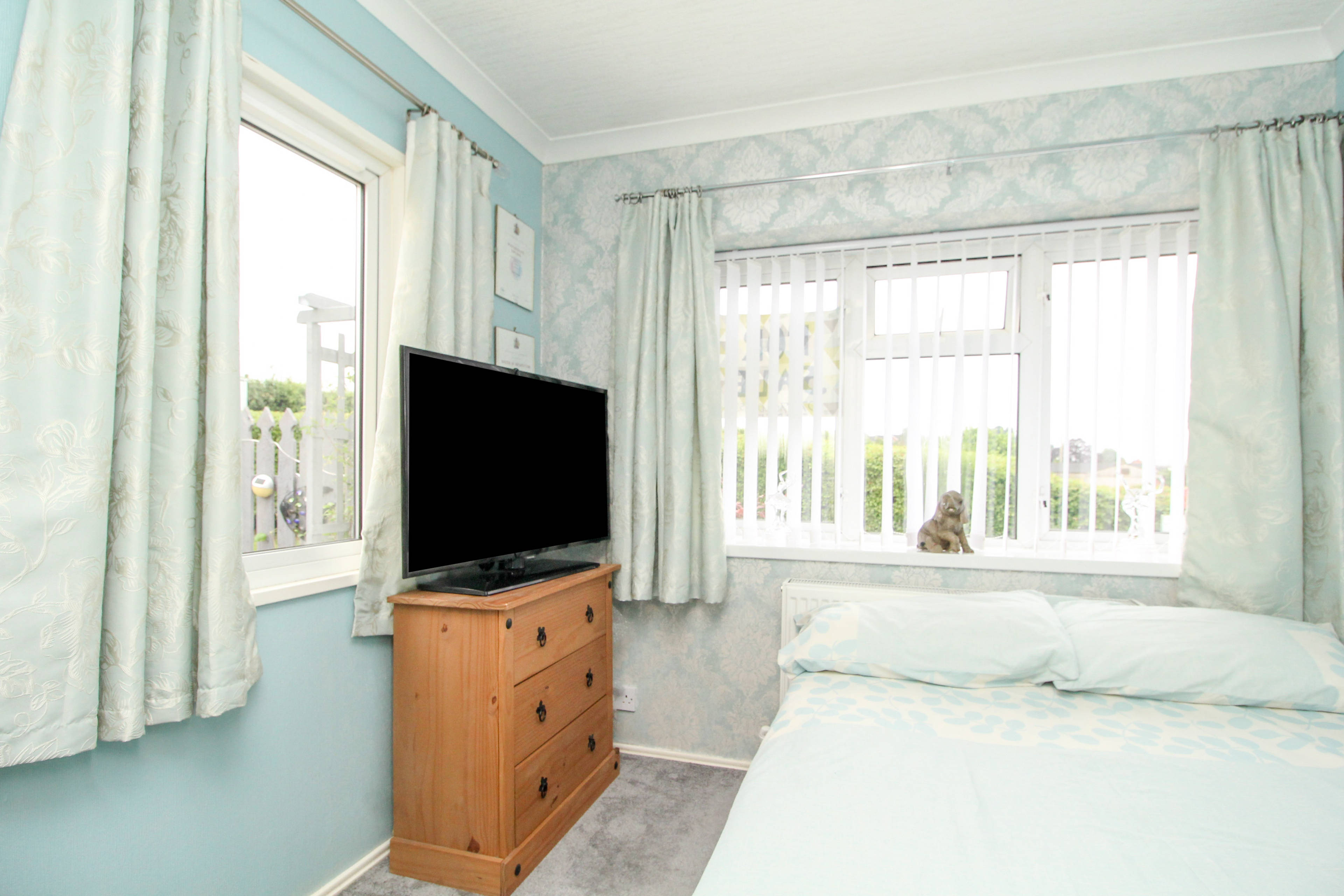 Dining Room/Bedroom