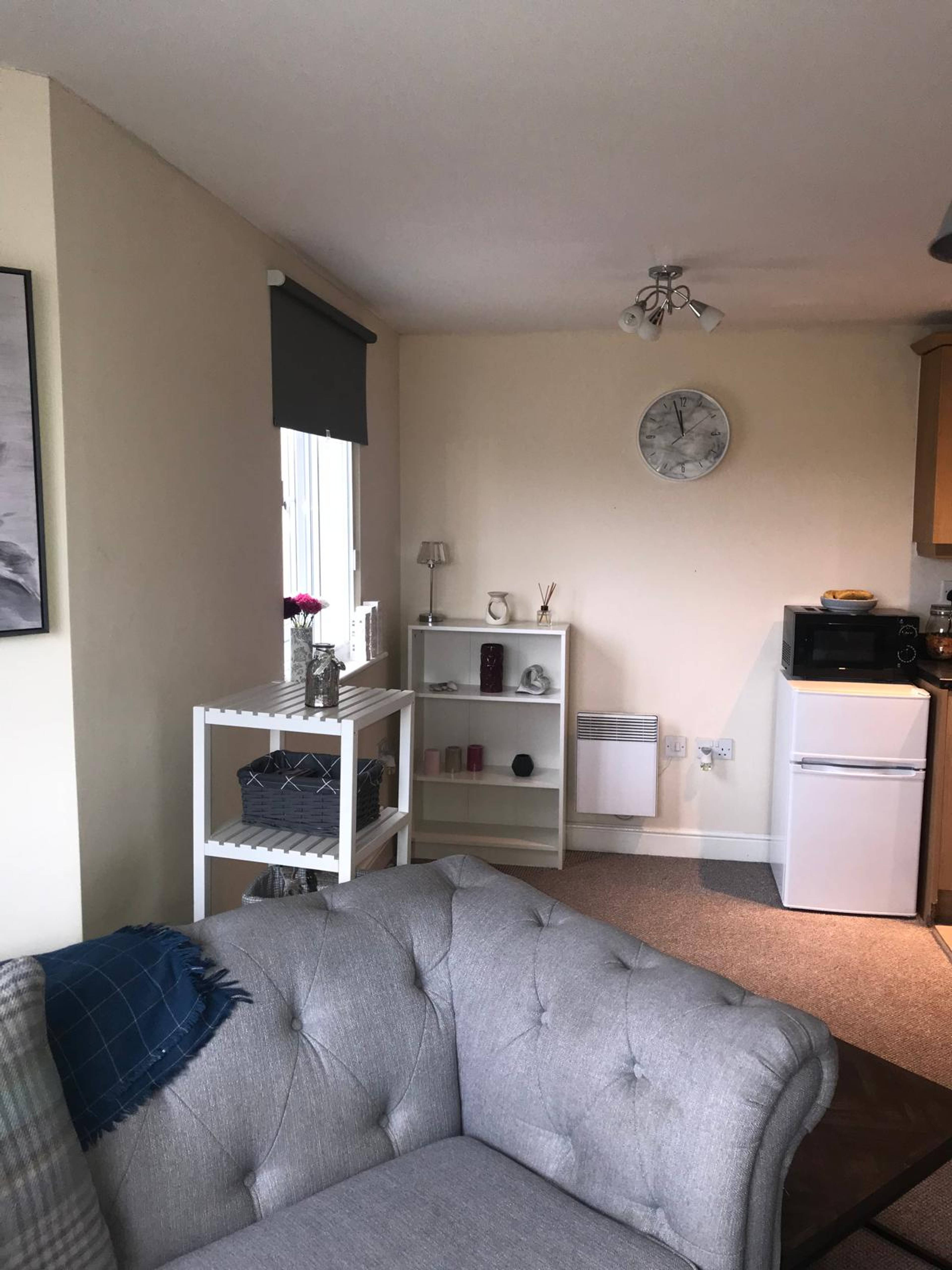 Lounge / Kitchen
