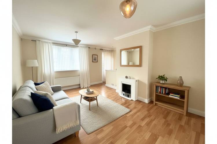 3 bedroom maisonette