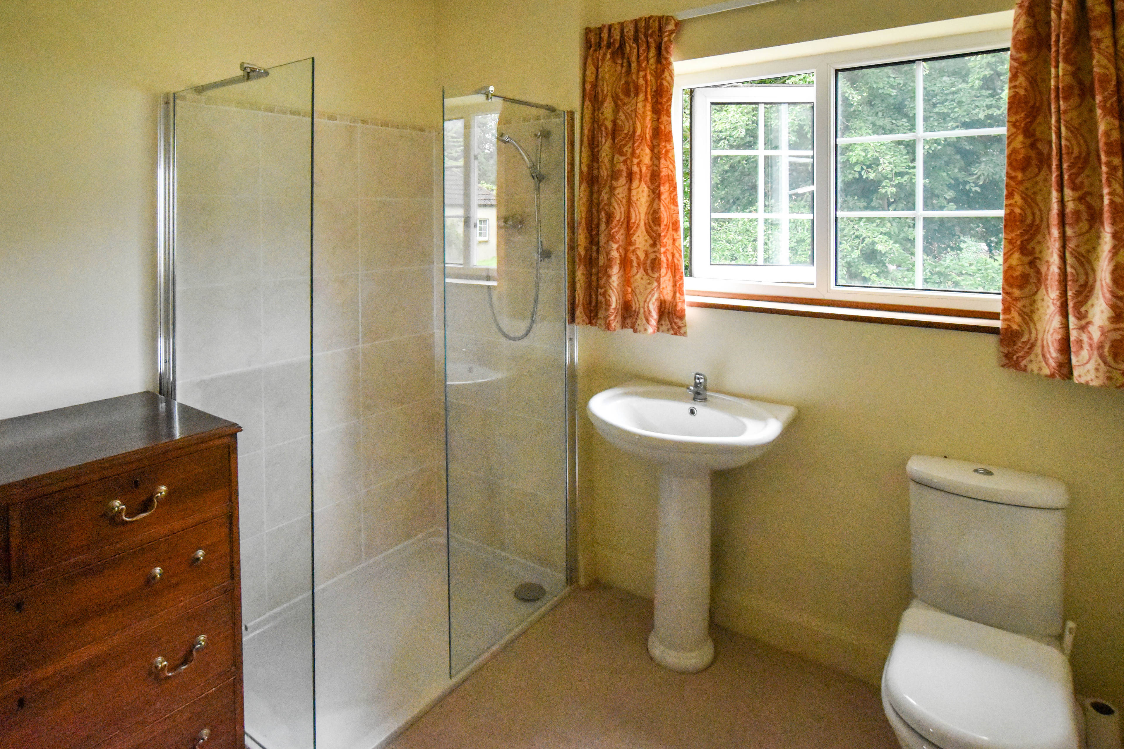 Master en-suite