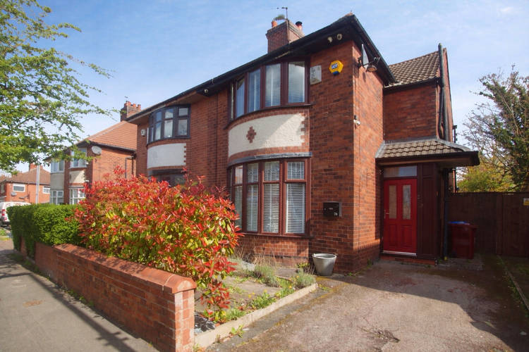 3 bedroom semi-detached house