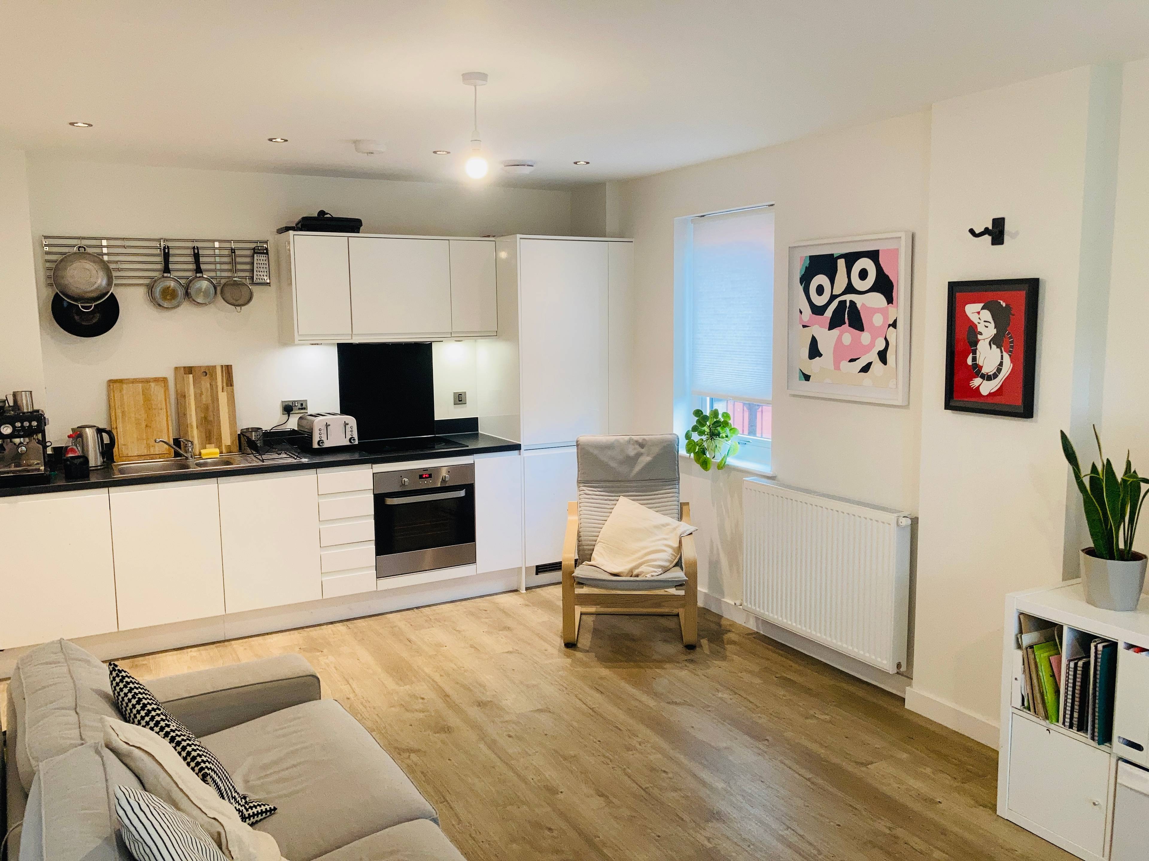 Lounge / Kitchen