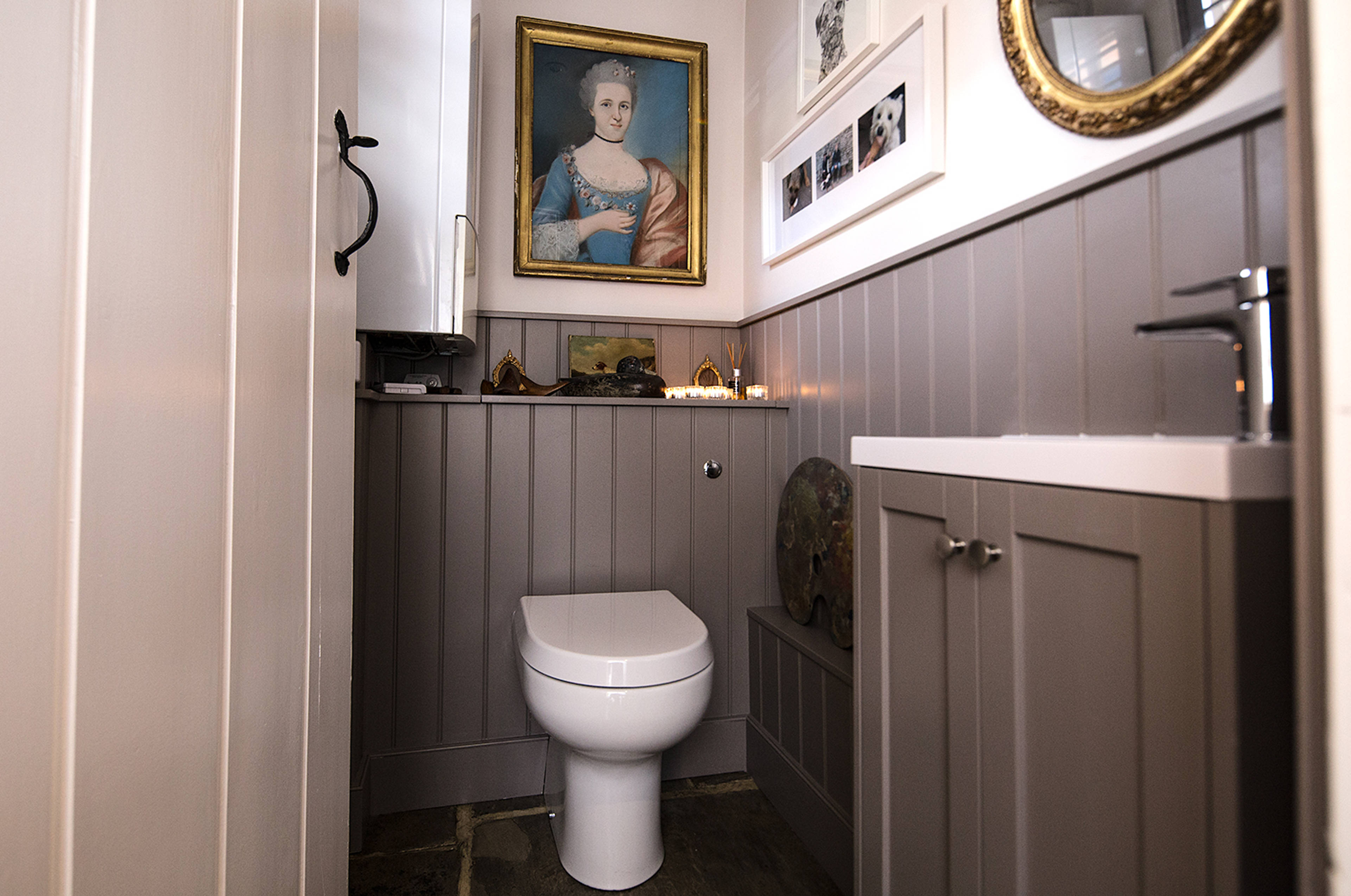 Cloak Room