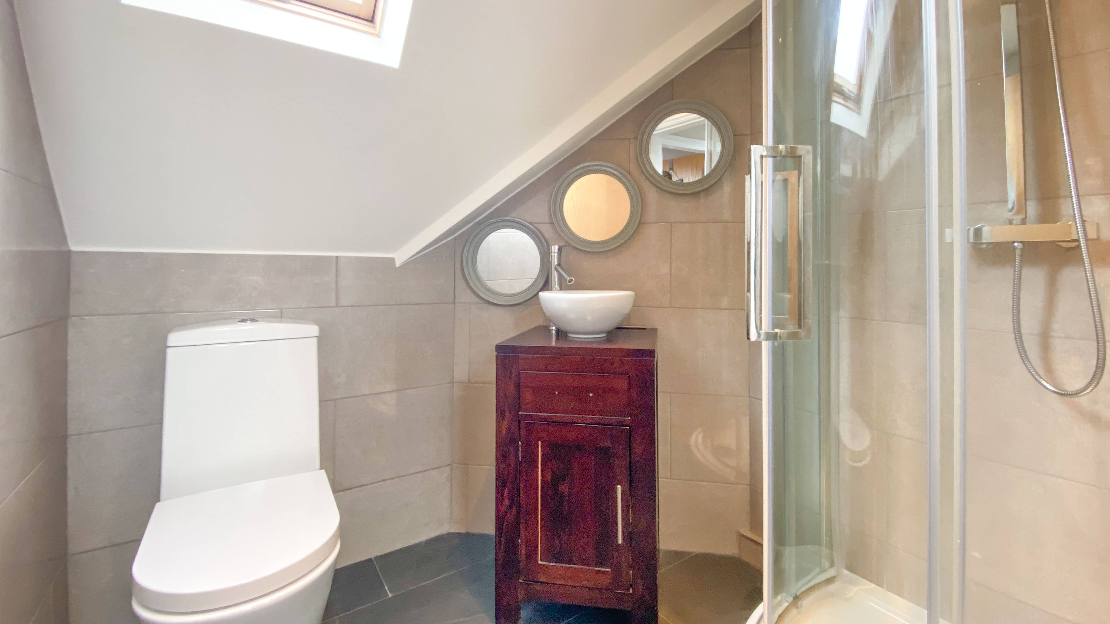 Master En-suite