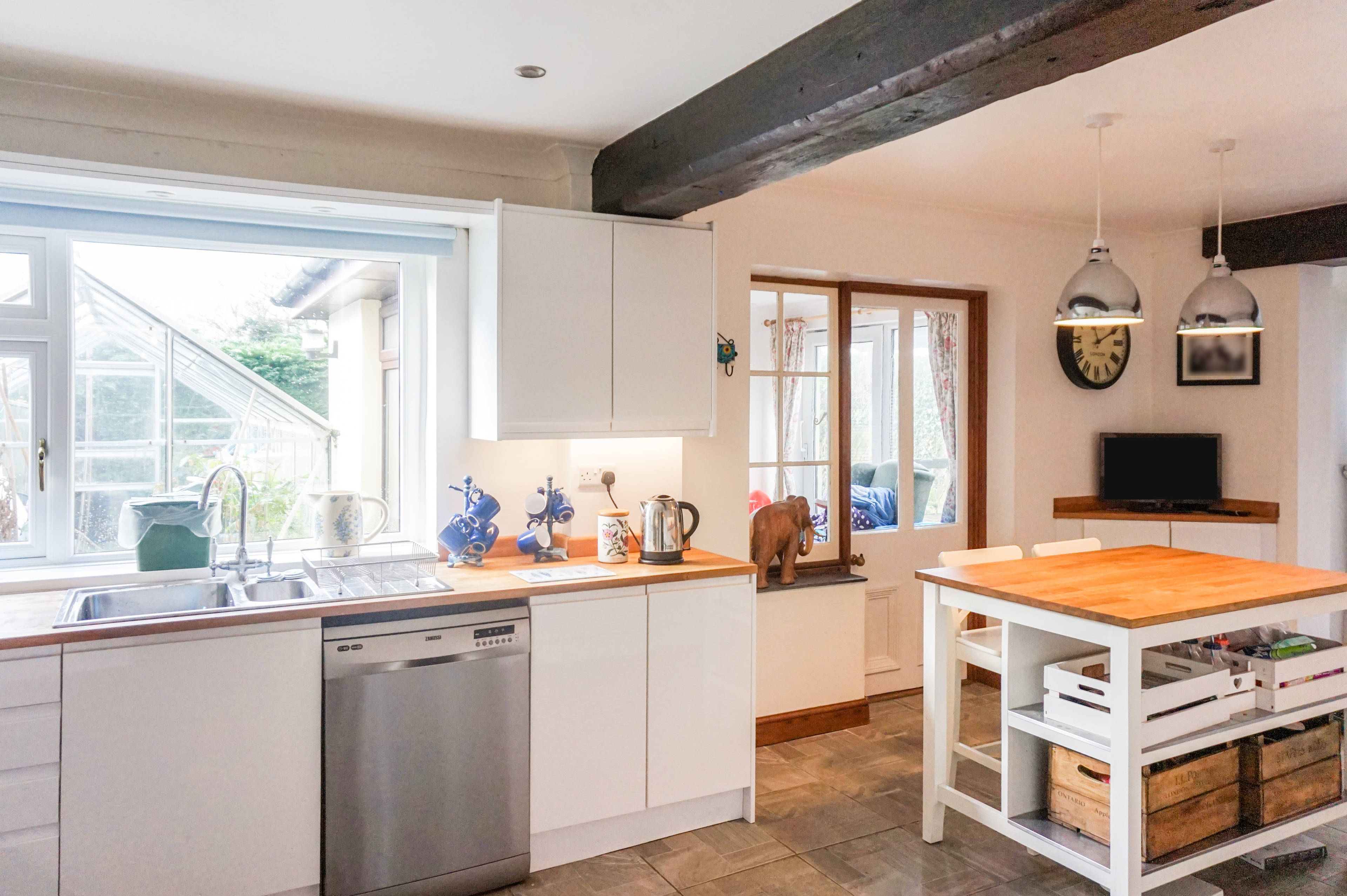 Kitchen/Breakfast