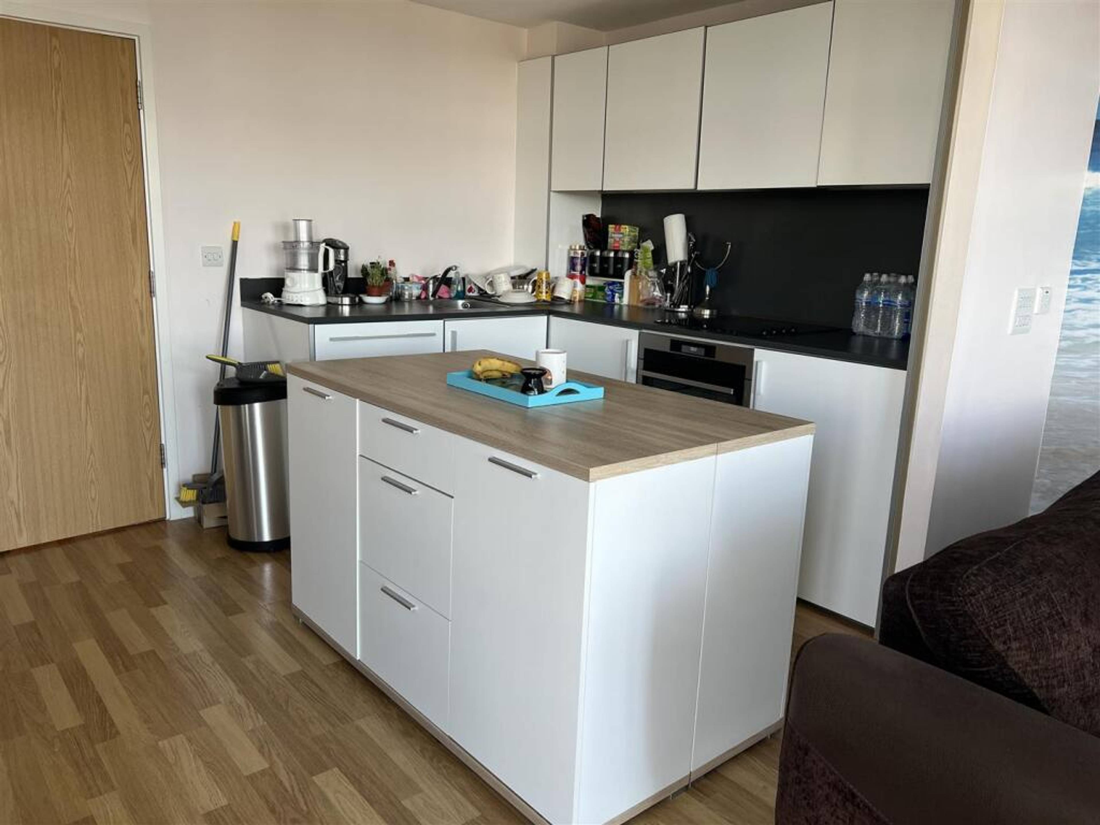 Apartment Kitchen