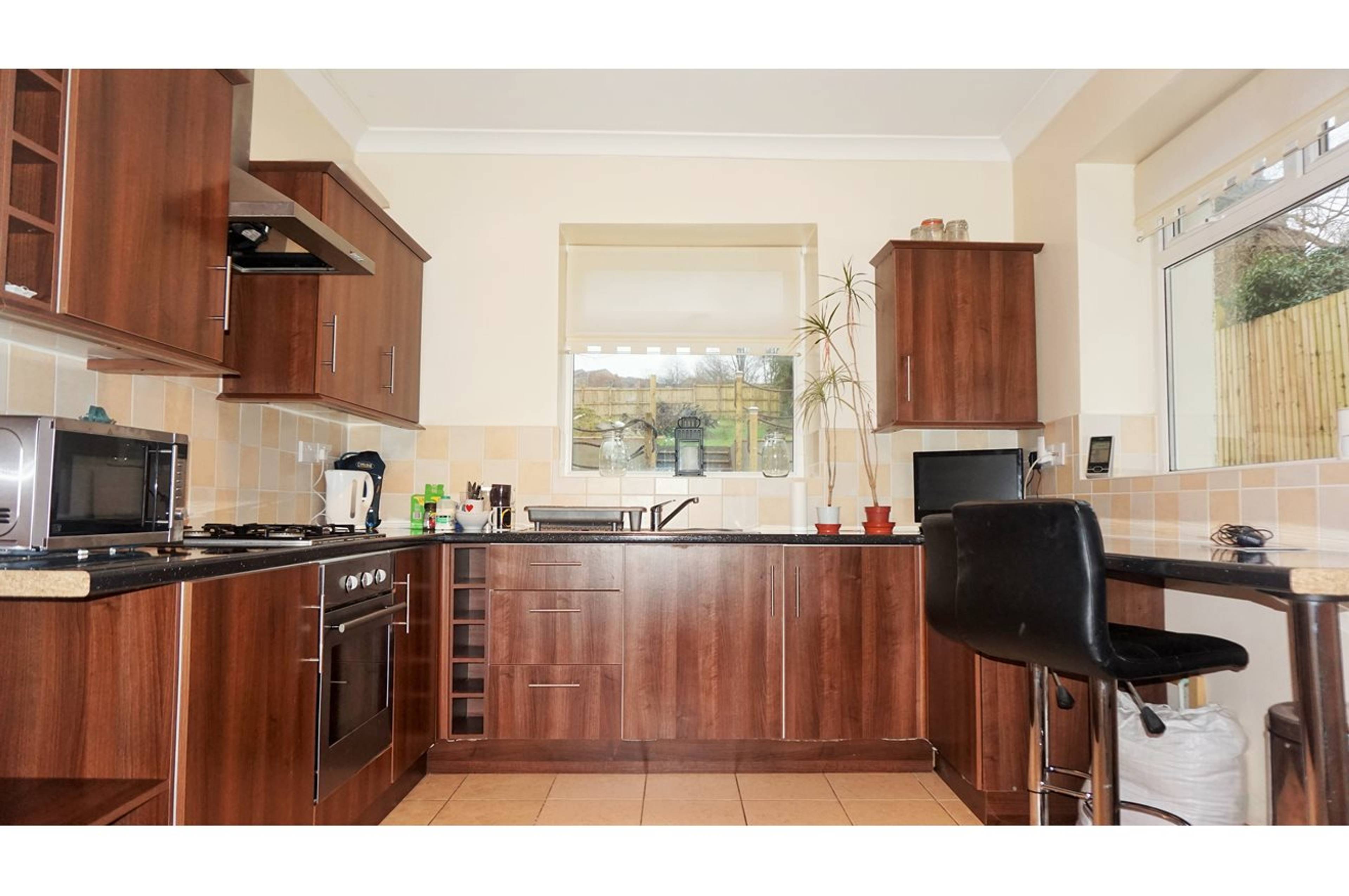 Kitchen / Breakfast