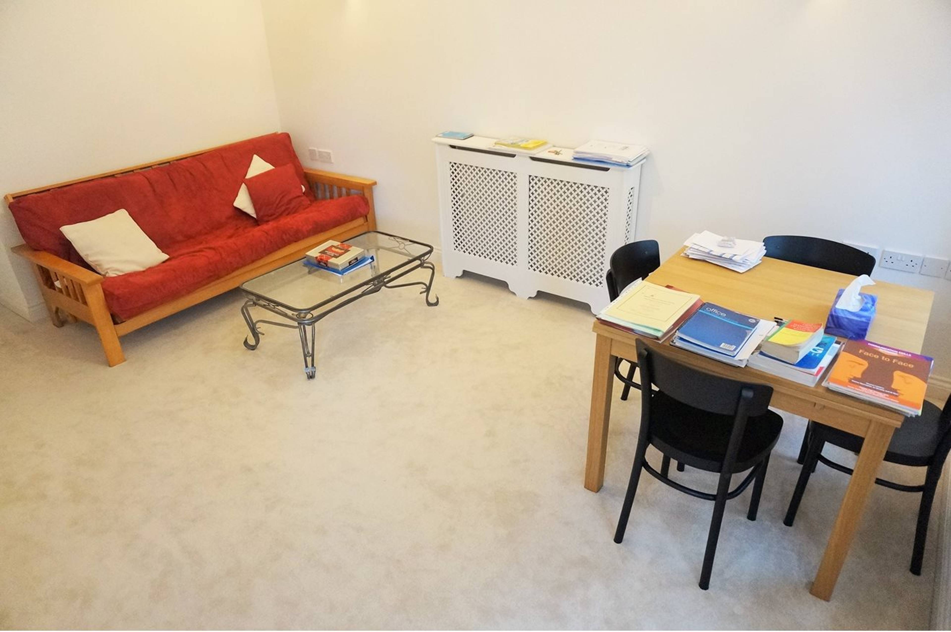 Lounge/Dining Room