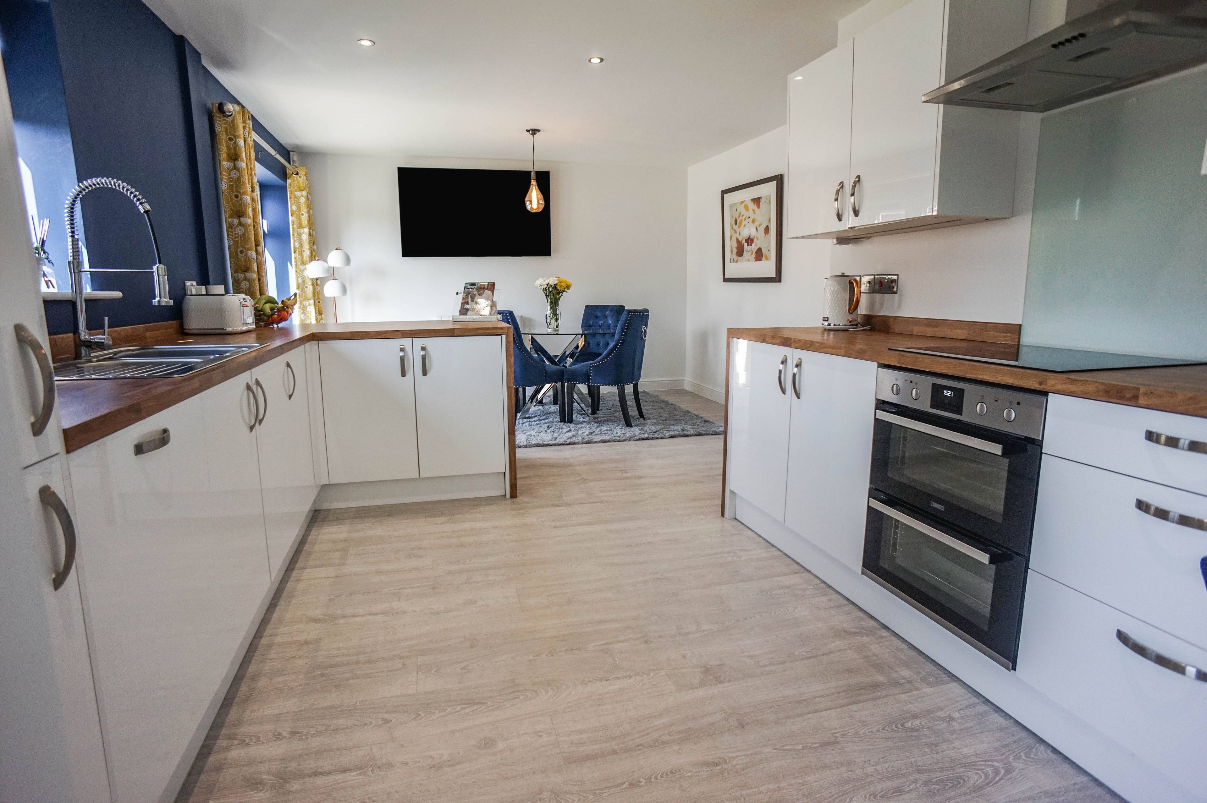 Kitchen/Dining Room