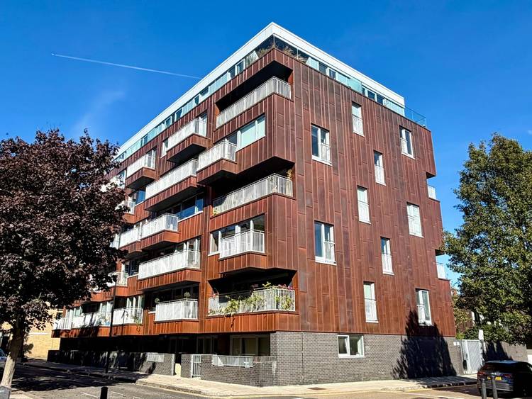 2 bedroom flat