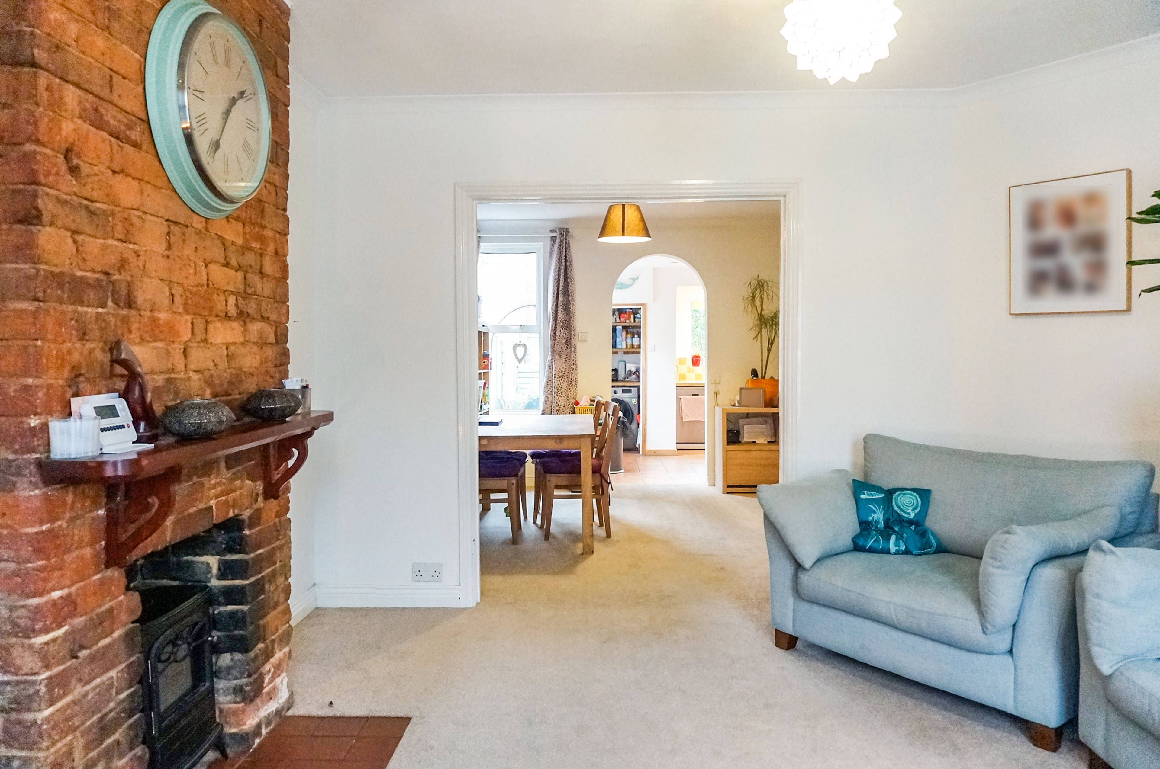 Lounge/Dining Room