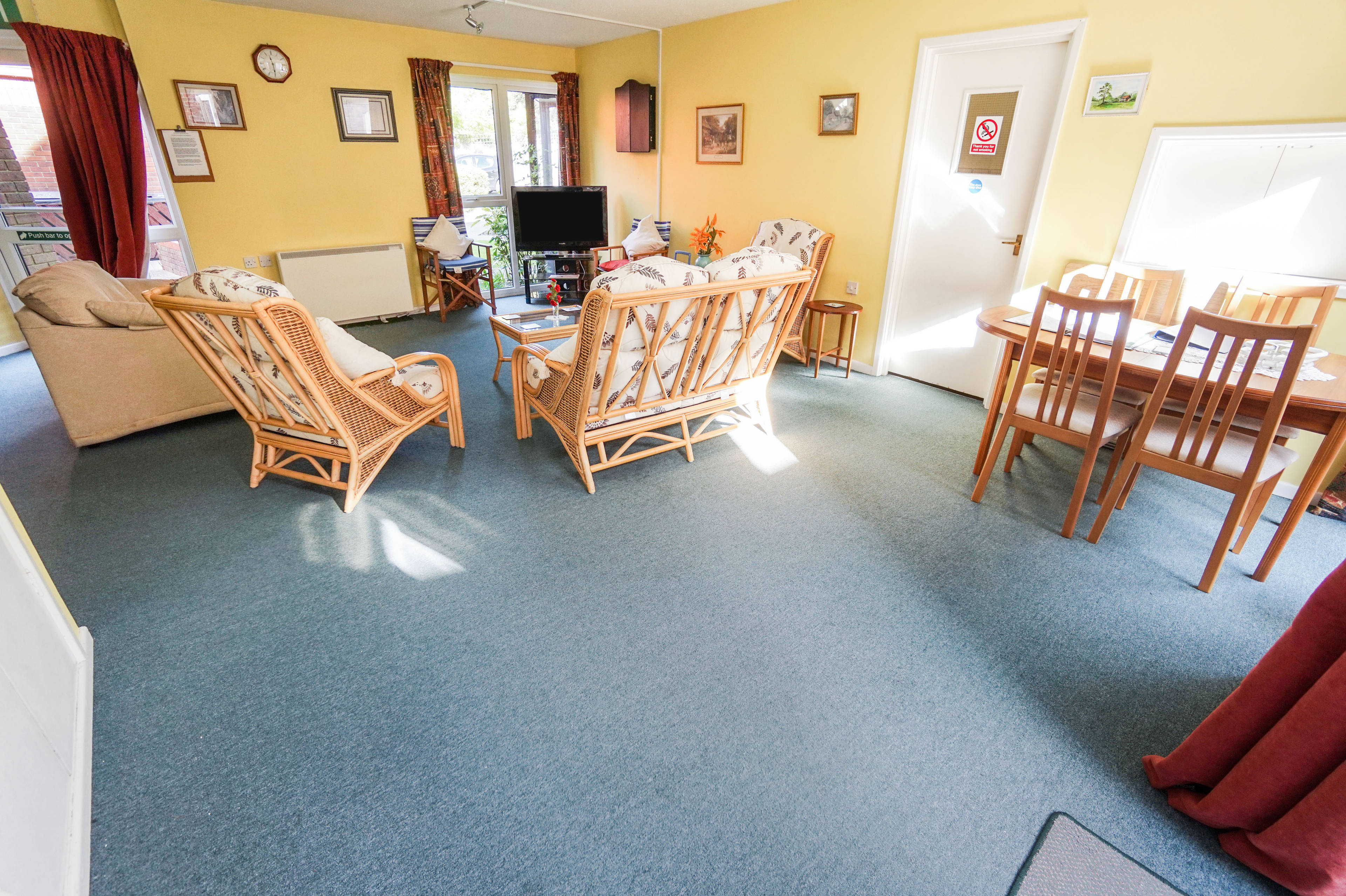 Communal Lounge