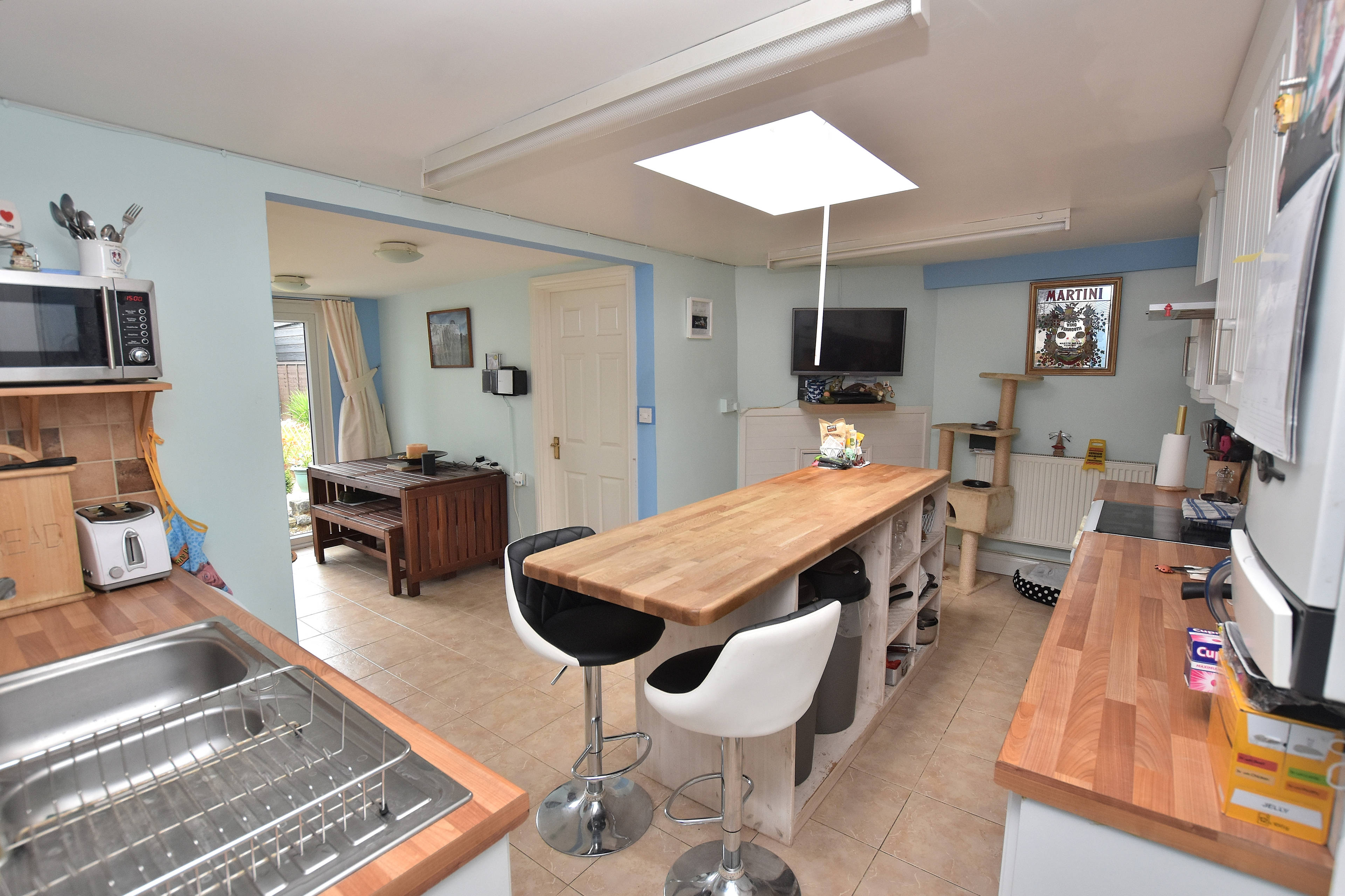 Kitchen/Dining Room