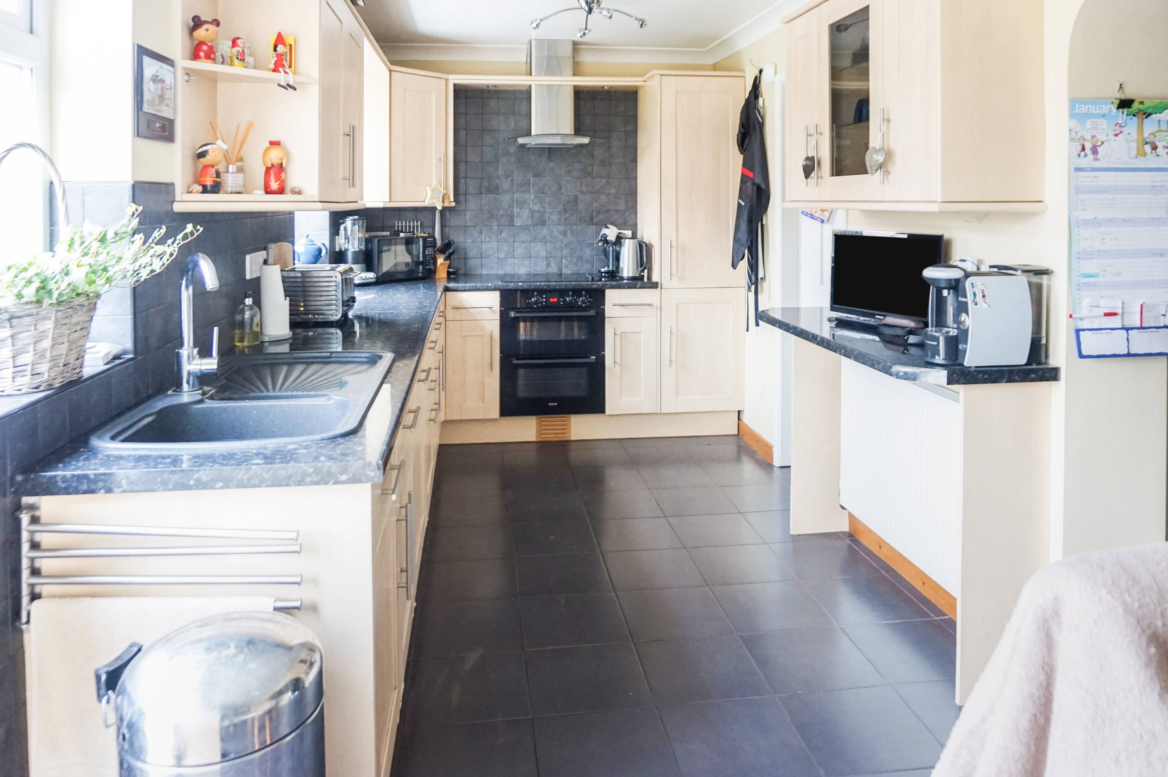 Kitchen/Breakfast