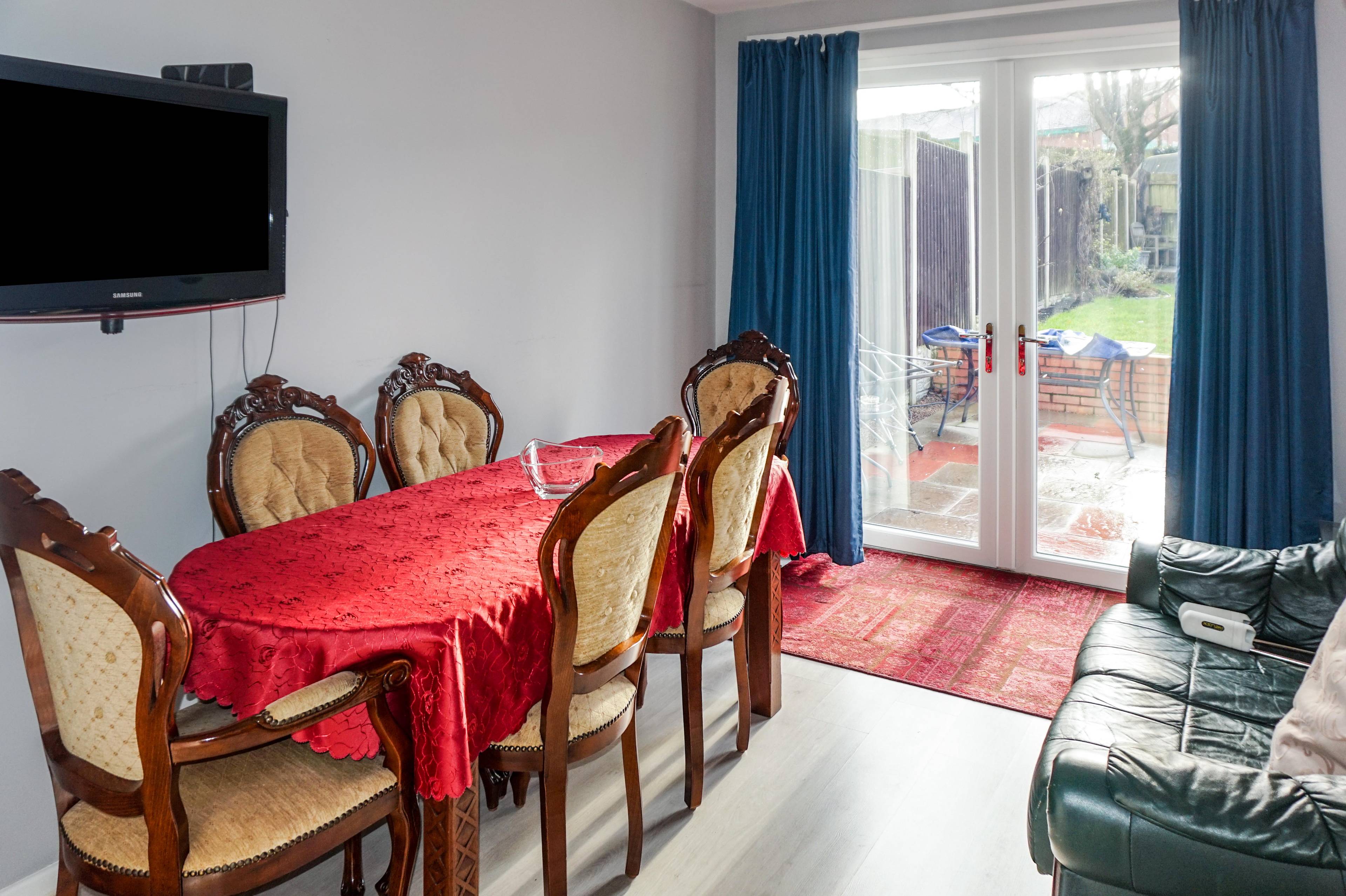 Dining Room/Bedroom