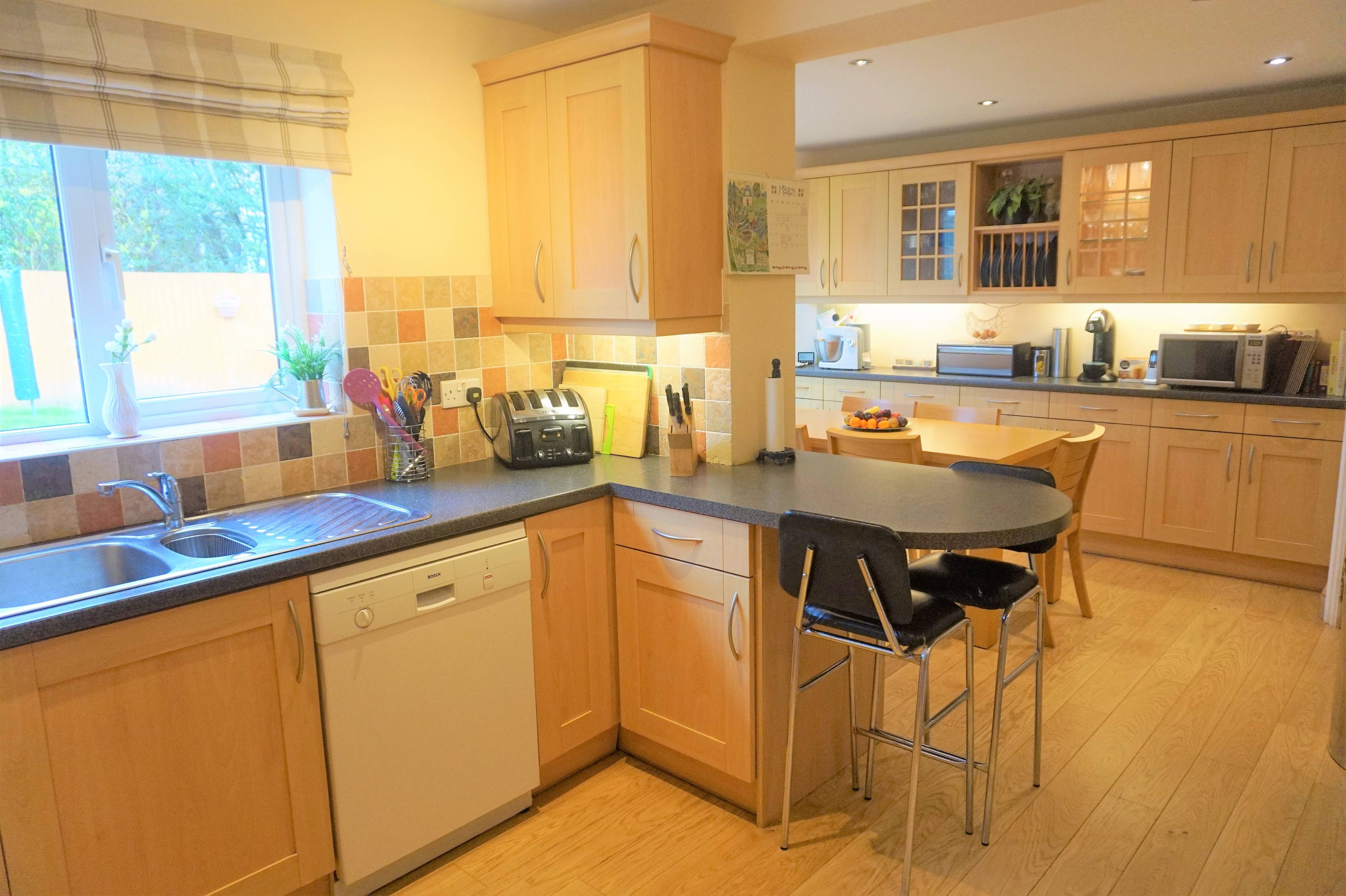 Kitchen/Breakfast