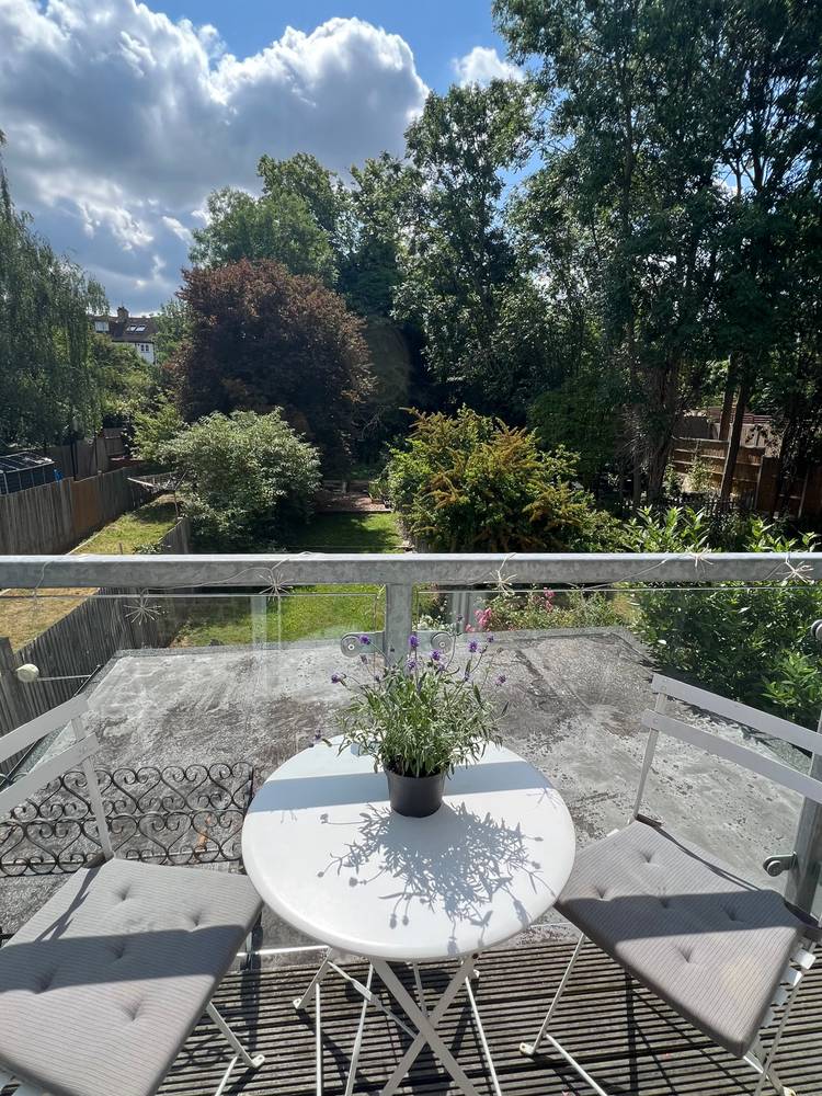 2 bedroom flat