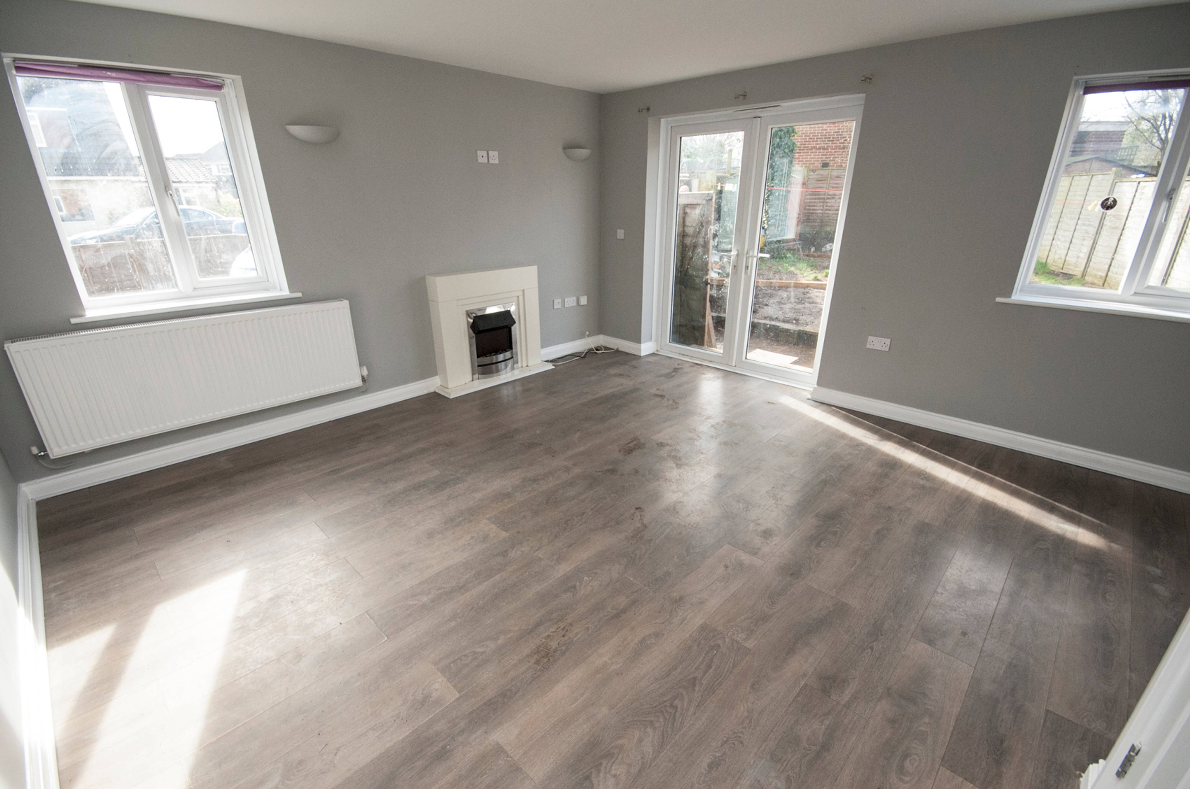 Lounge/Dining Room