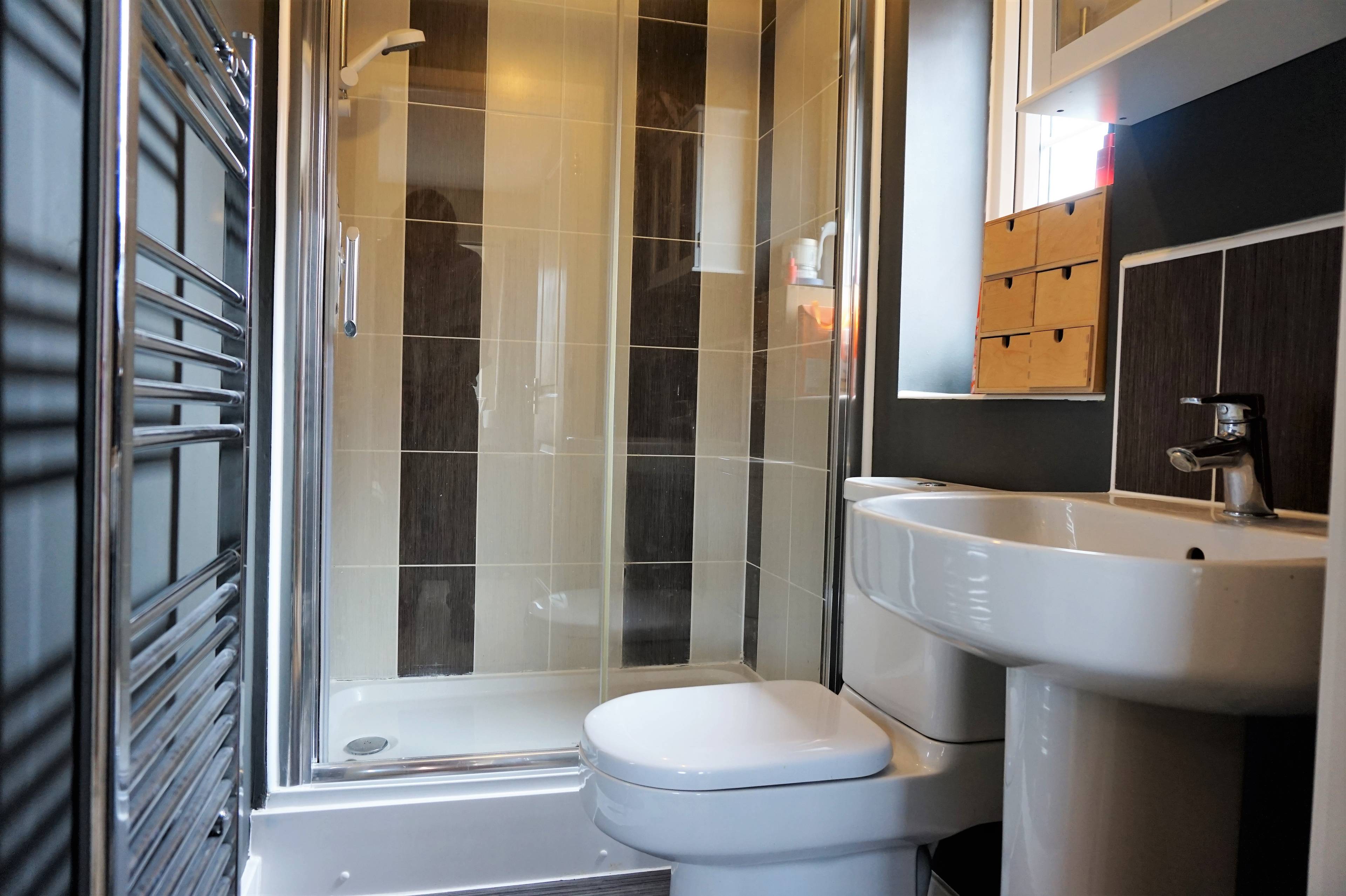Master En-suite