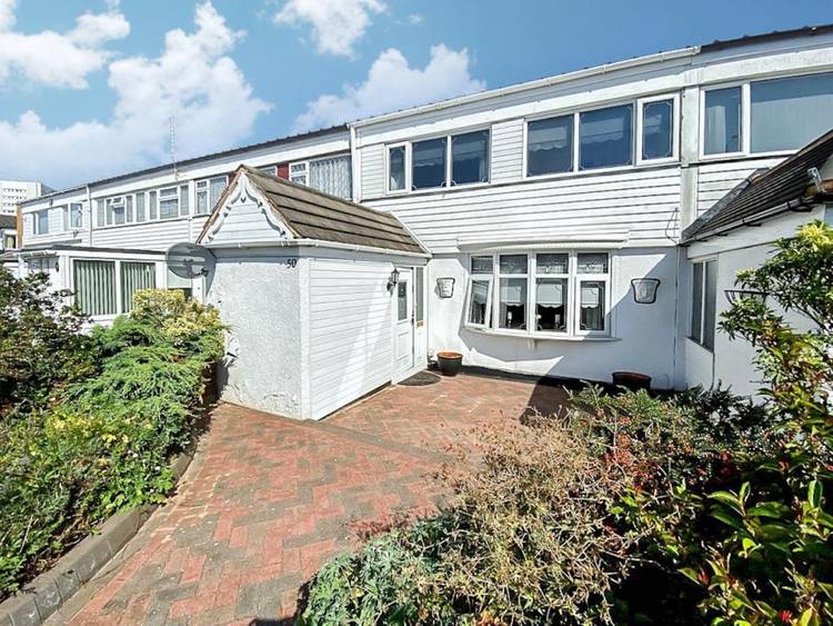 3 bedroom terraced house