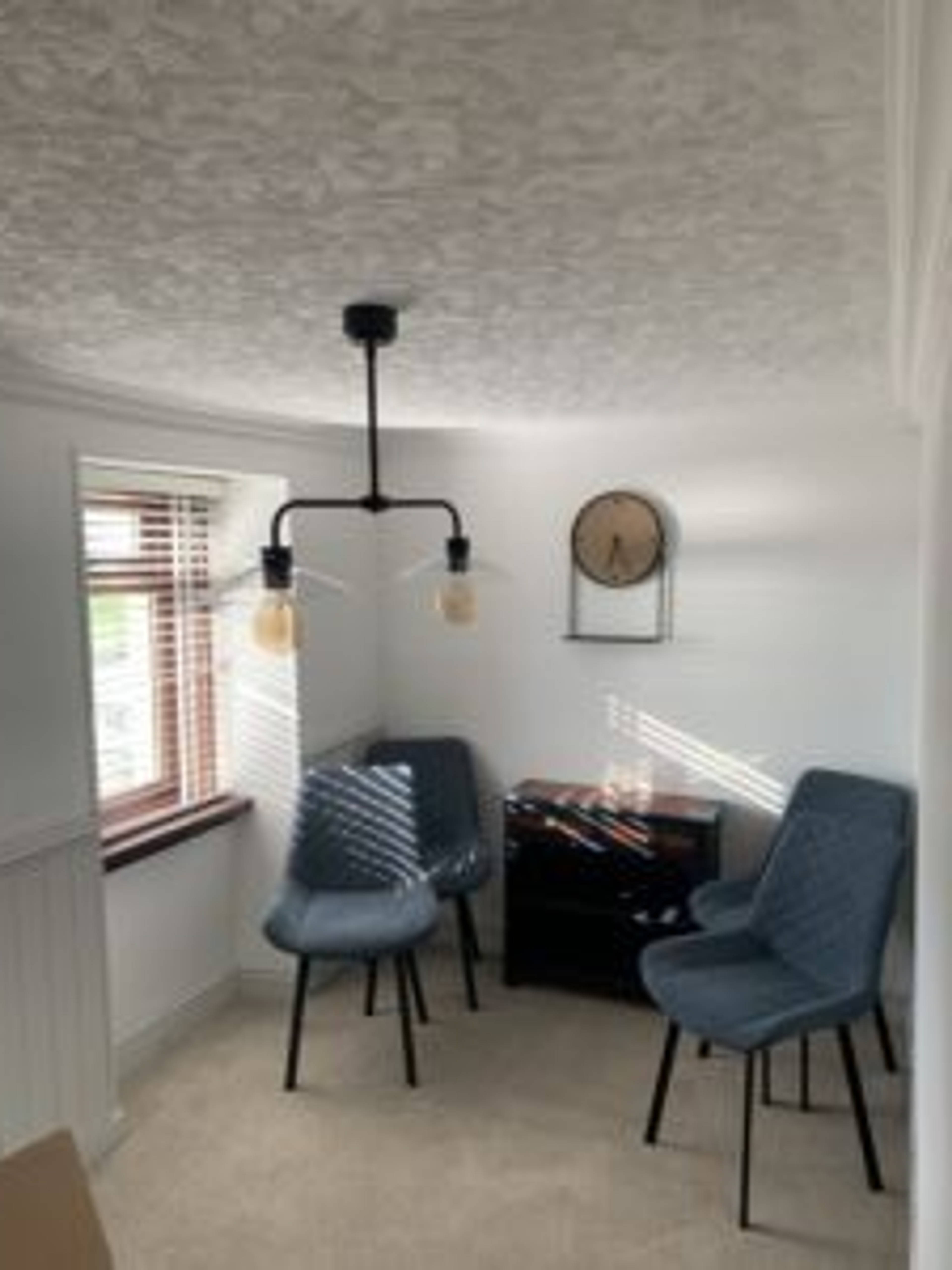 Bed 3 / Dining Room