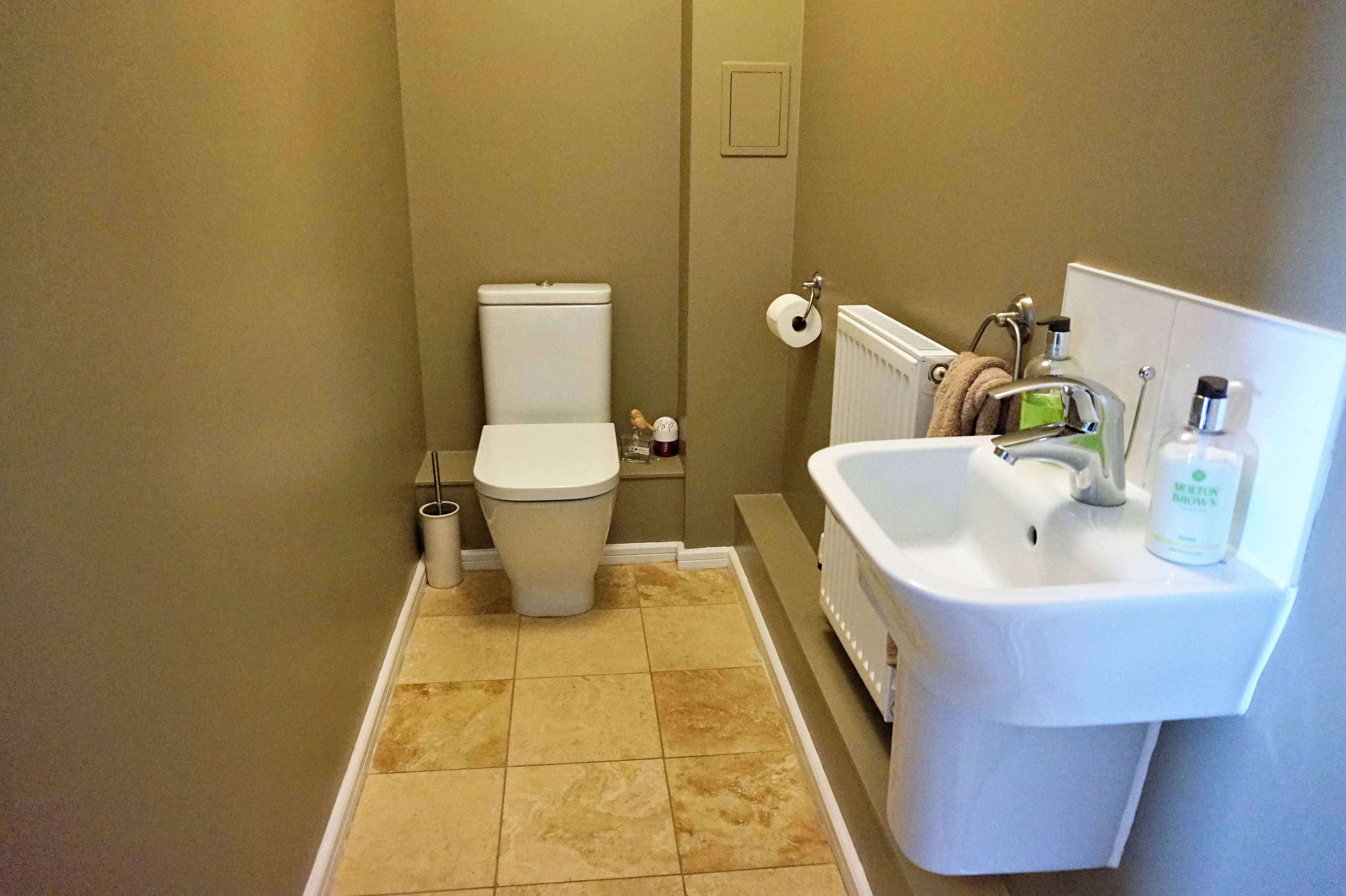 Cloak Room