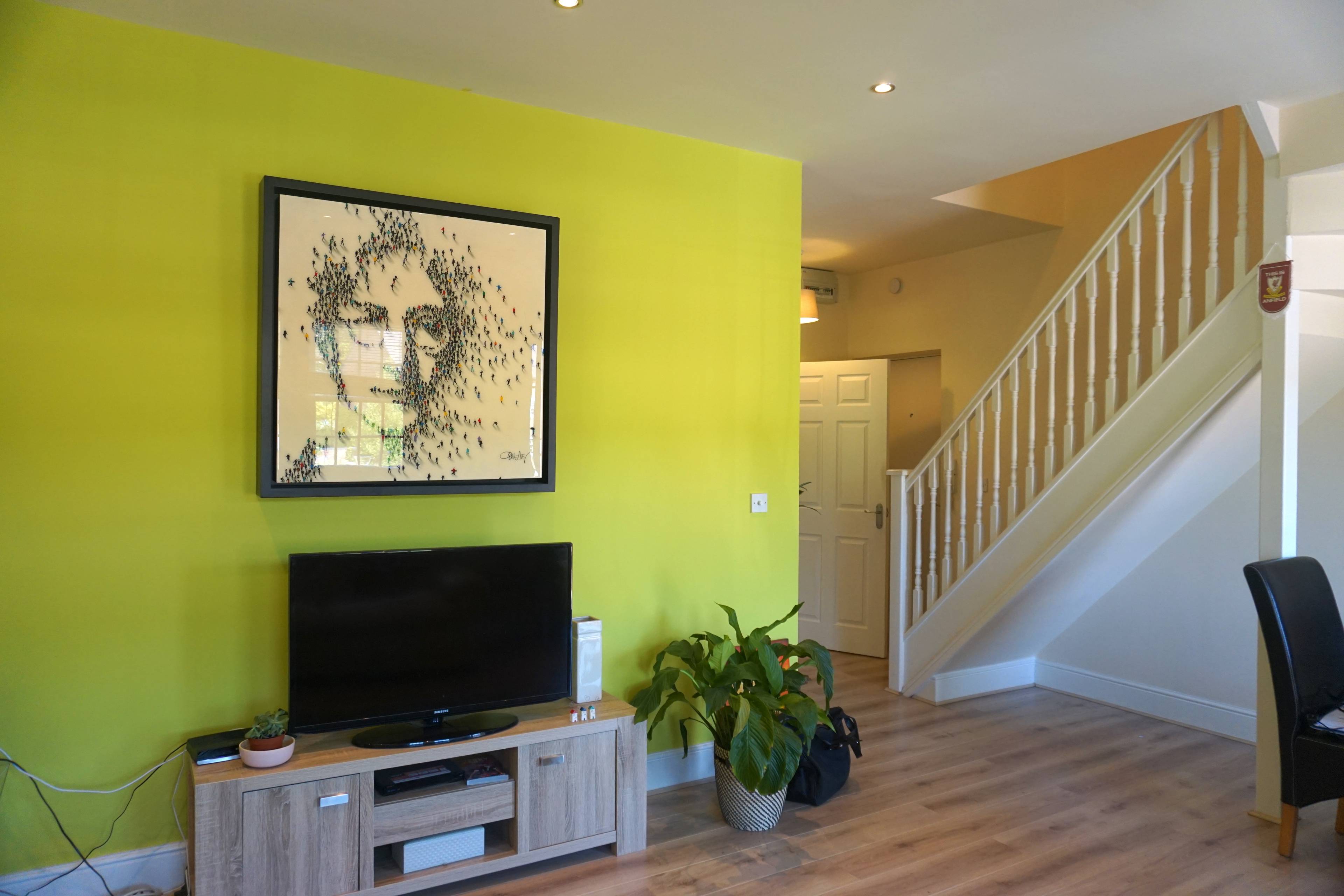 Lounge/Dining Room