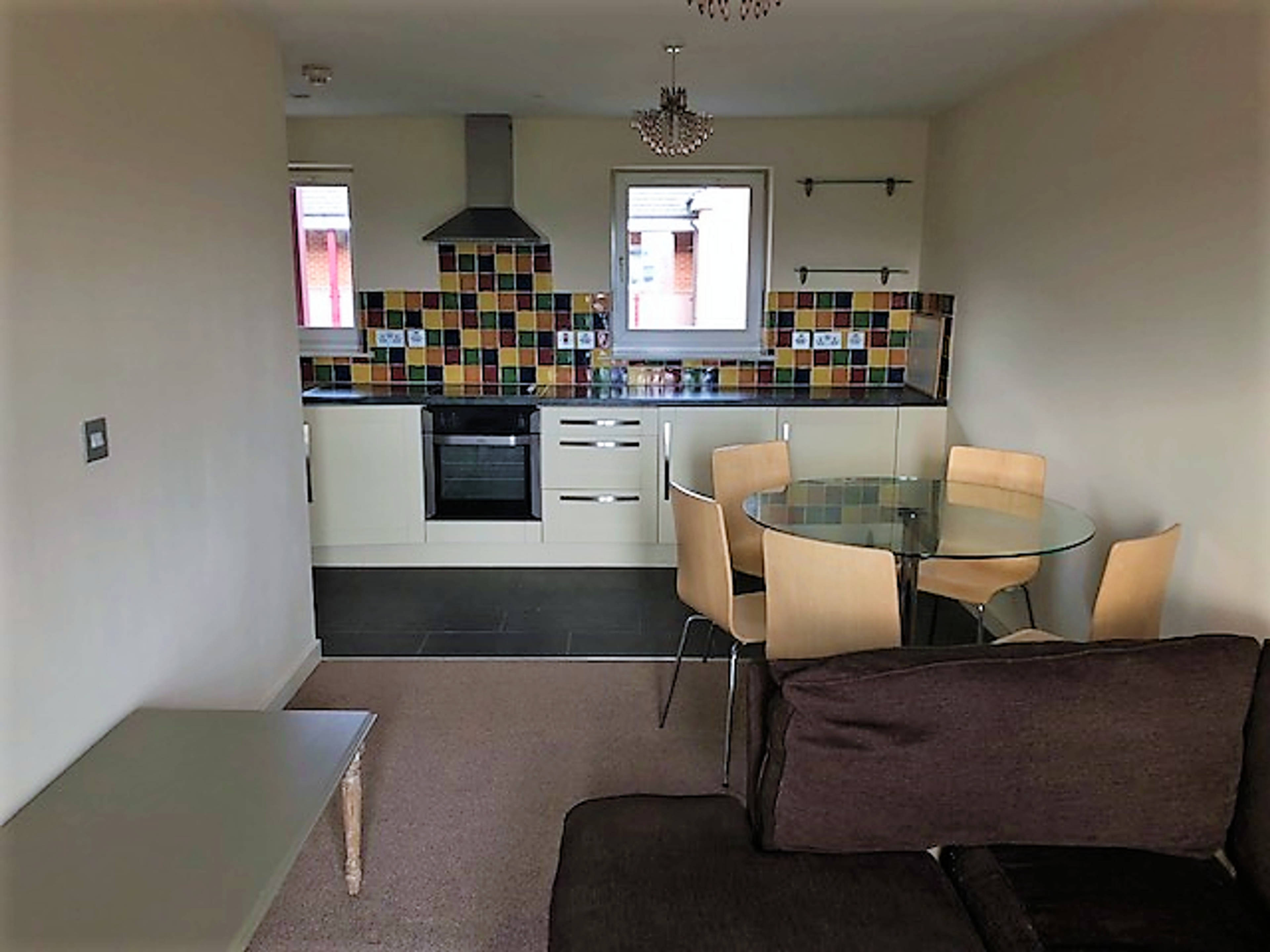 Lounge / Kitchen