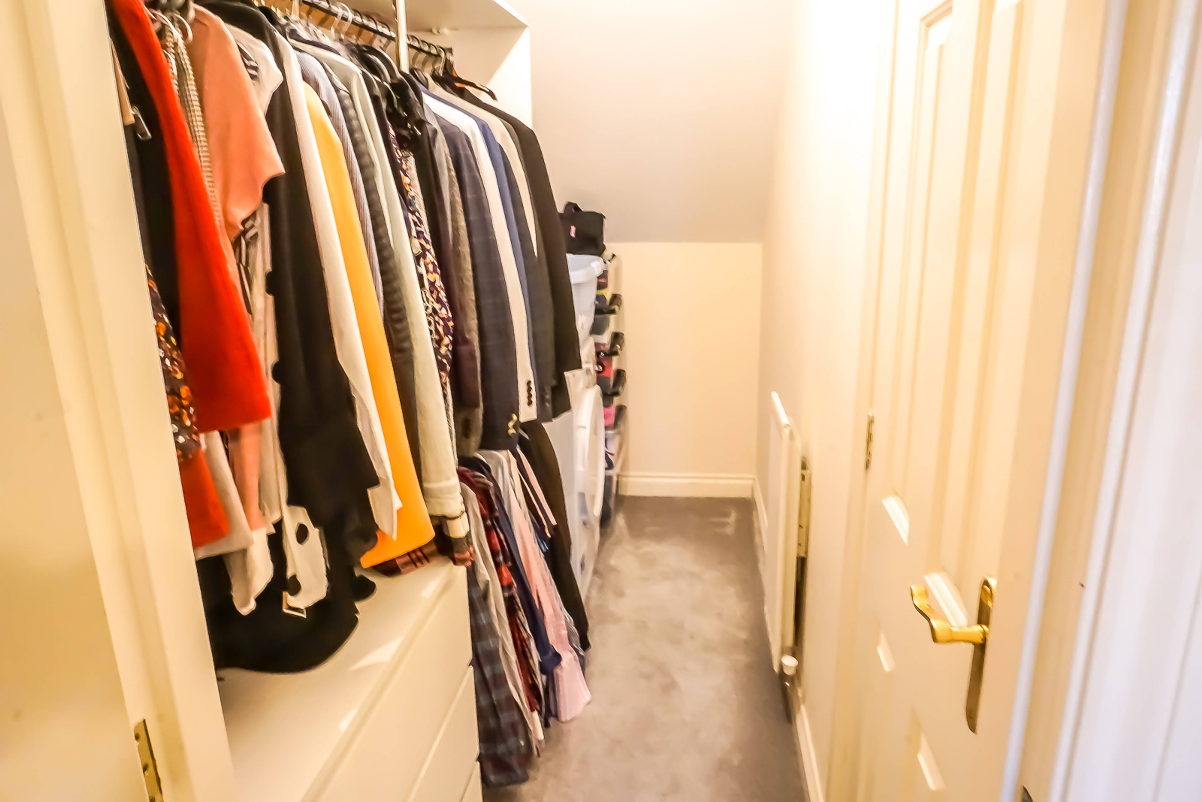 Walk-in Wardrobe