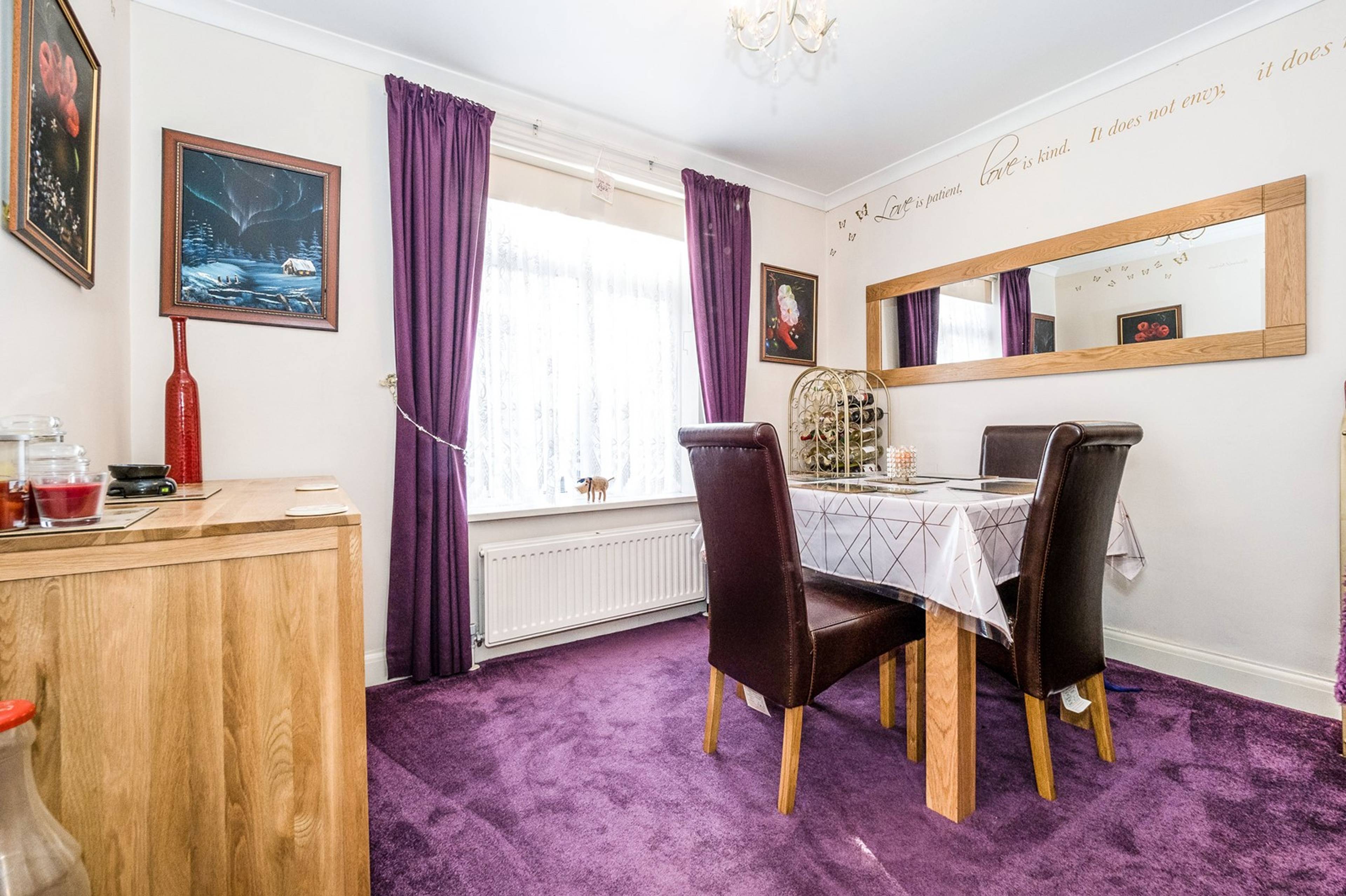 Lounge/Dining Room